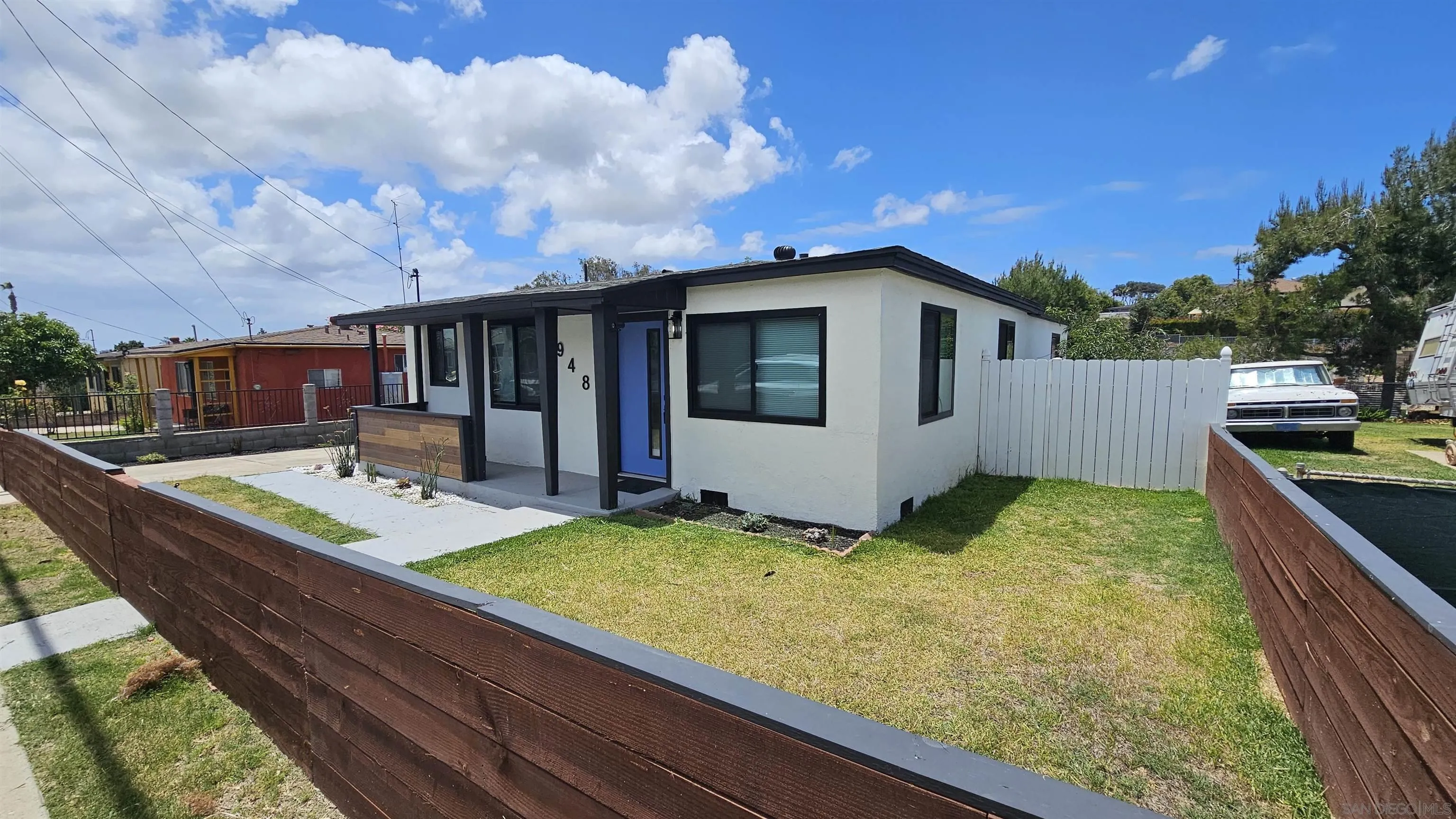https://cdn.realtyfeed.com/cdn/127/260013673/f6a0678abf5e965a1590496e250fb4b6.webp