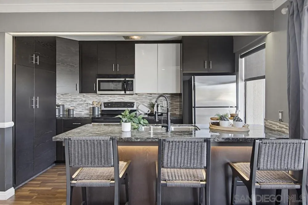 Photo #7: 260013674 Listing: Photo #7