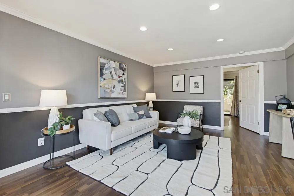 Photo #1: 260013674 Listing: Photo #1