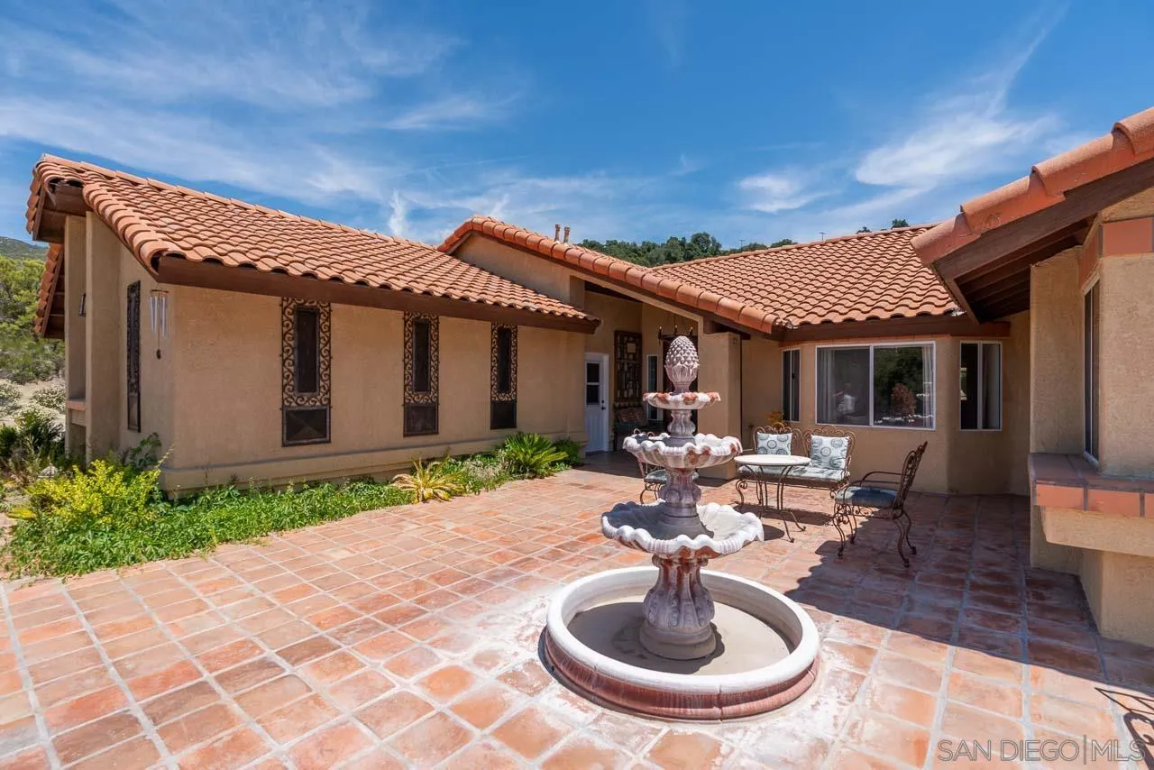 https://cdn.realtyfeed.com/cdn/127/260013677/50746a2d01e0290fd96c65326c89de2c.webp