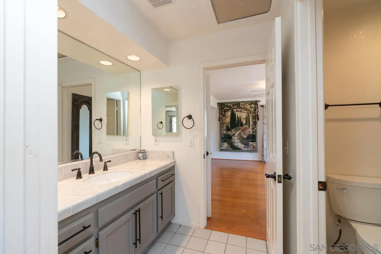 https://cdn.realtyfeed.com/cdn/127/260013677/dbb5fbc5936821c829a87ddfa0d287dc.webp