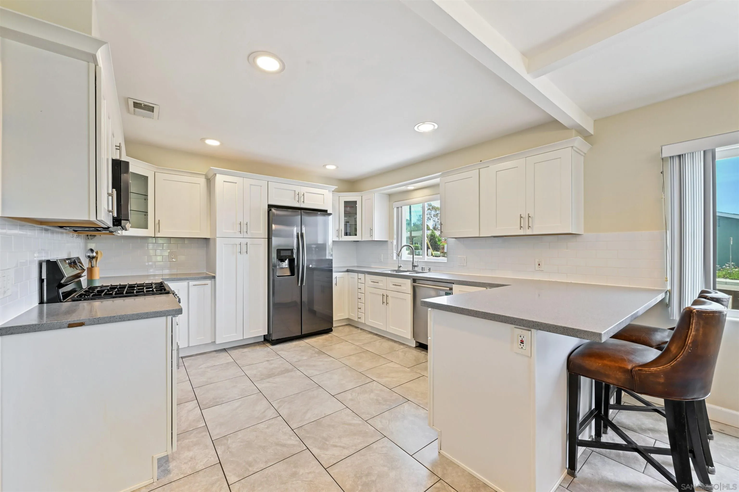 https://cdn.realtyfeed.com/cdn/127/260013679/035e11f05903064fd026559c5201e550.webp