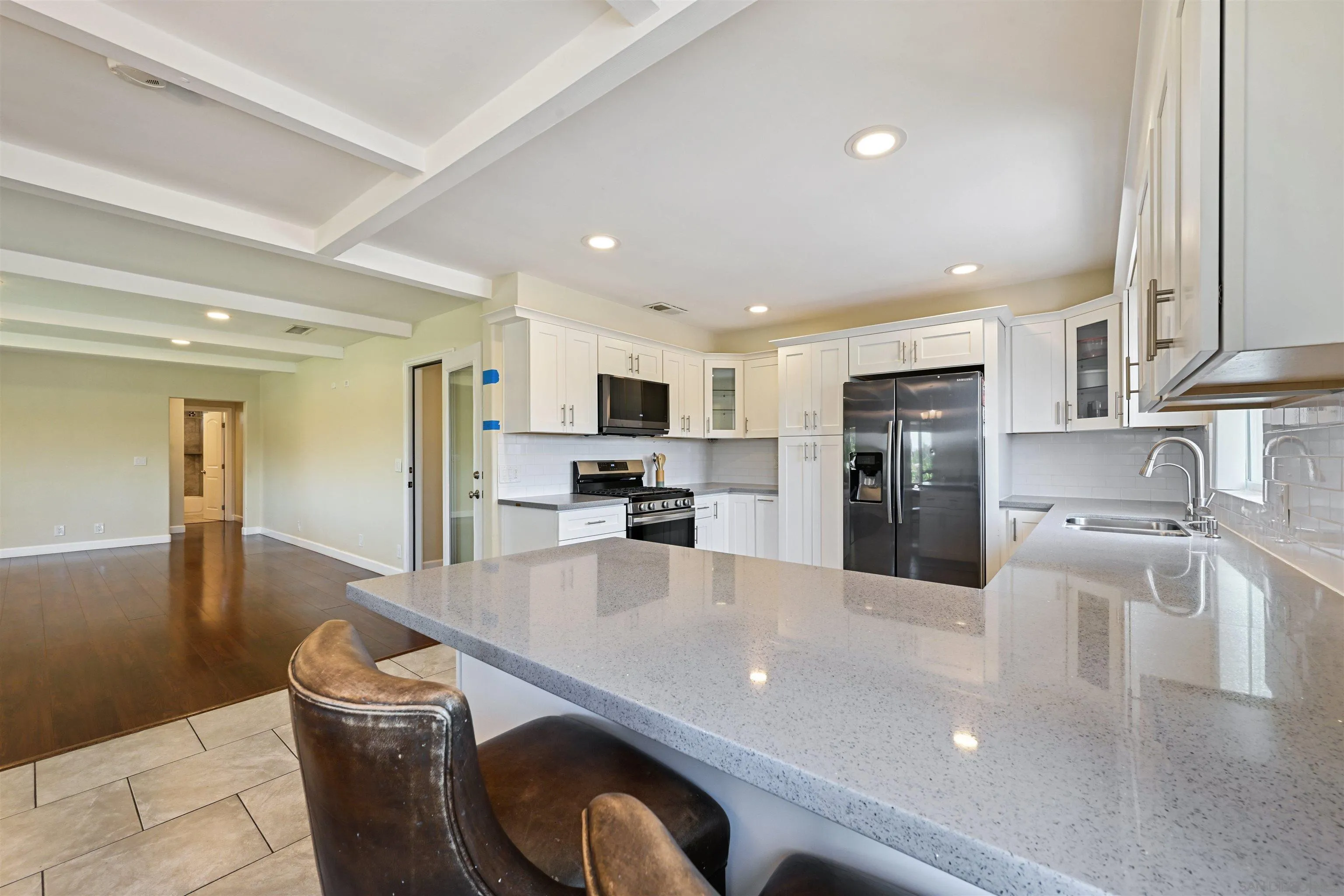 https://cdn.realtyfeed.com/cdn/127/260013679/5cfc63ac7ef65c34647c375dbbffdf11.webp