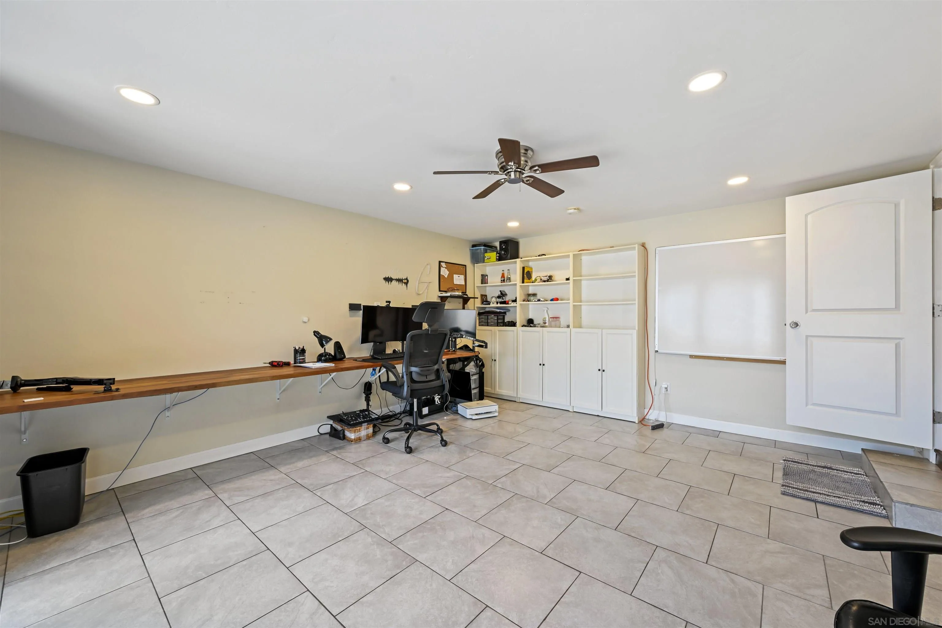 https://cdn.realtyfeed.com/cdn/127/260013679/685e4623069c9ef03c176b8f66458628.webp