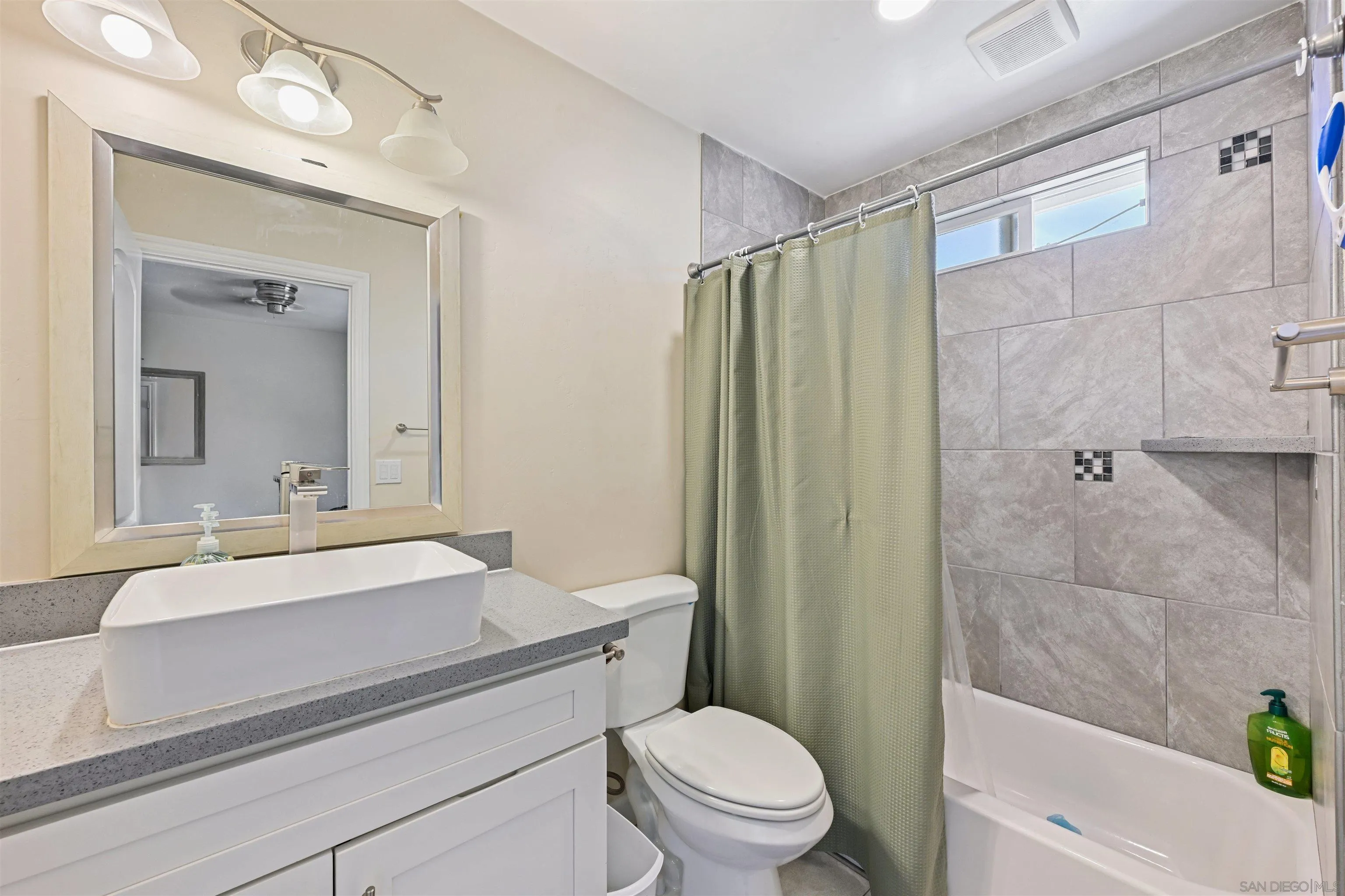 https://cdn.realtyfeed.com/cdn/127/260013679/9d615f7a3790104541e567daa83dca5e.webp