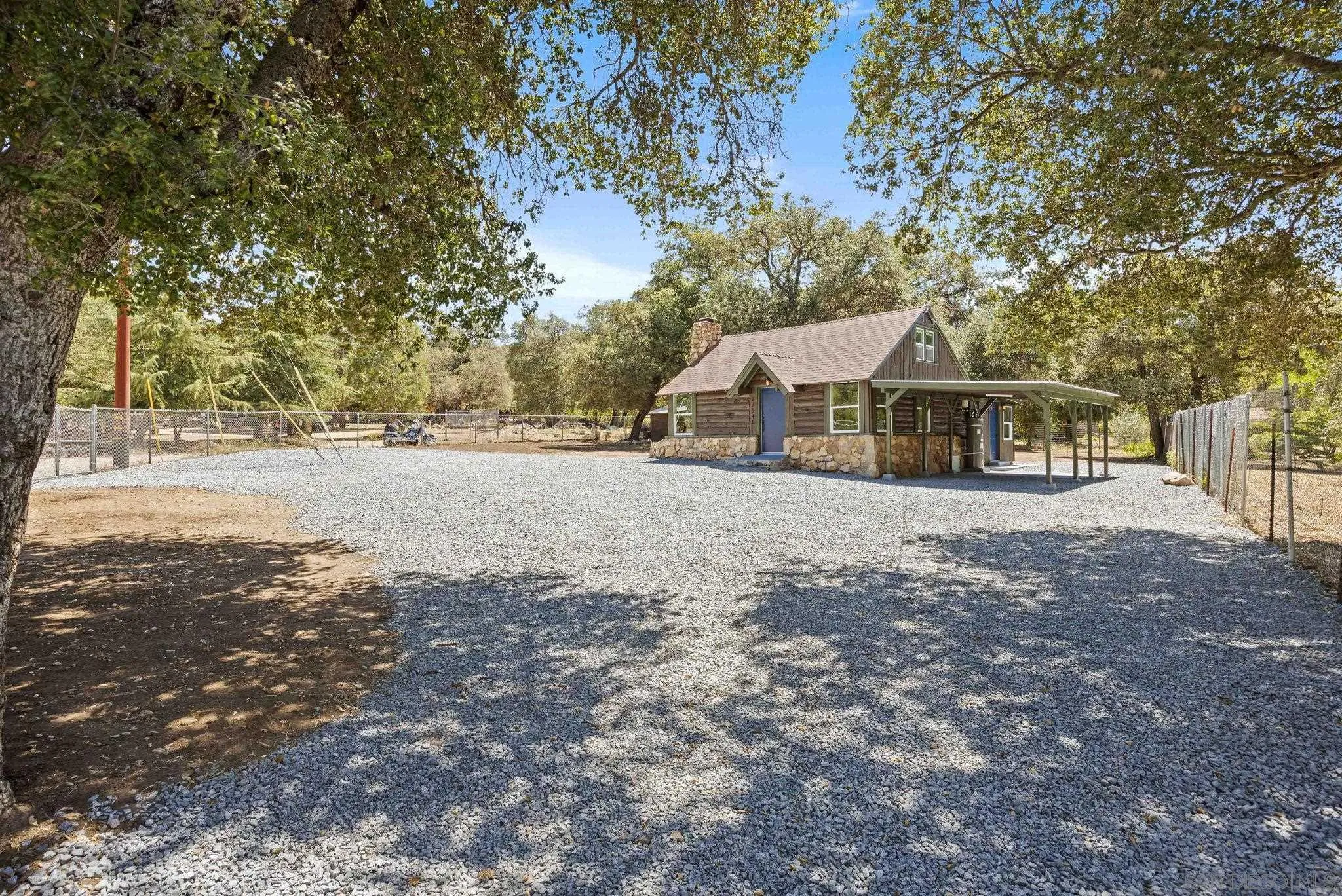 https://cdn.realtyfeed.com/cdn/127/260013680/5bc9bb00496e4448132ee6389faf6e3c.webp
