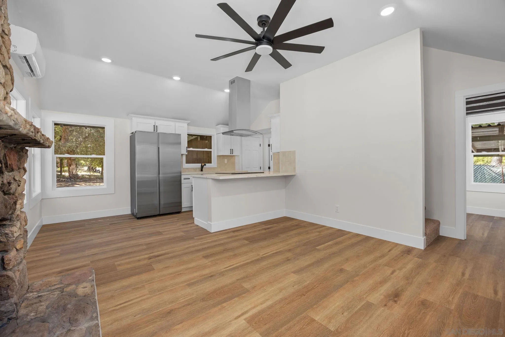 https://cdn.realtyfeed.com/cdn/127/260013680/f218c3eee05d70f25c05615ecd3b2a24.webp