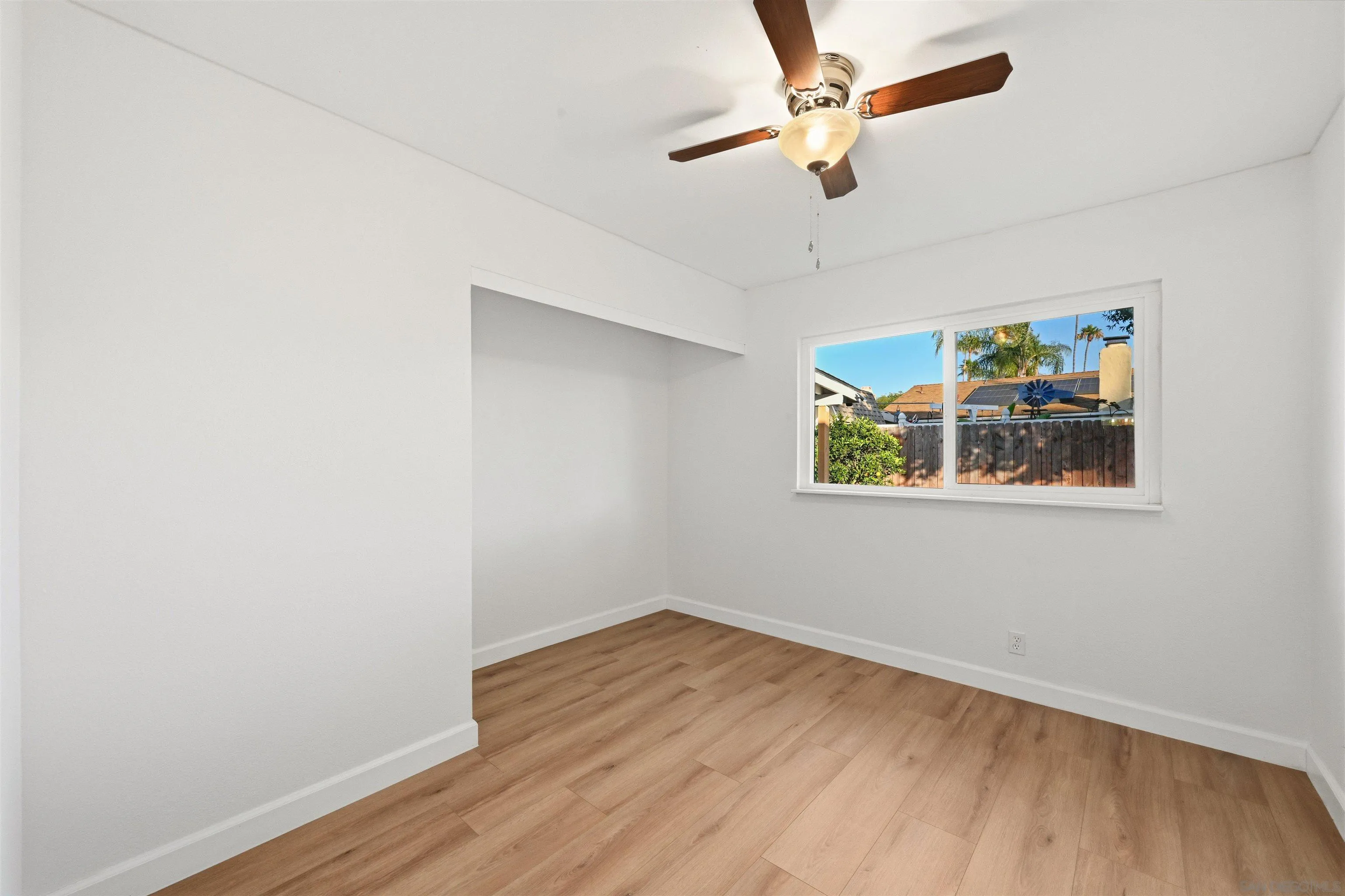 https://cdn.realtyfeed.com/cdn/127/260013681/baedf3b02dd959e597c2ae98bf7a0015.webp