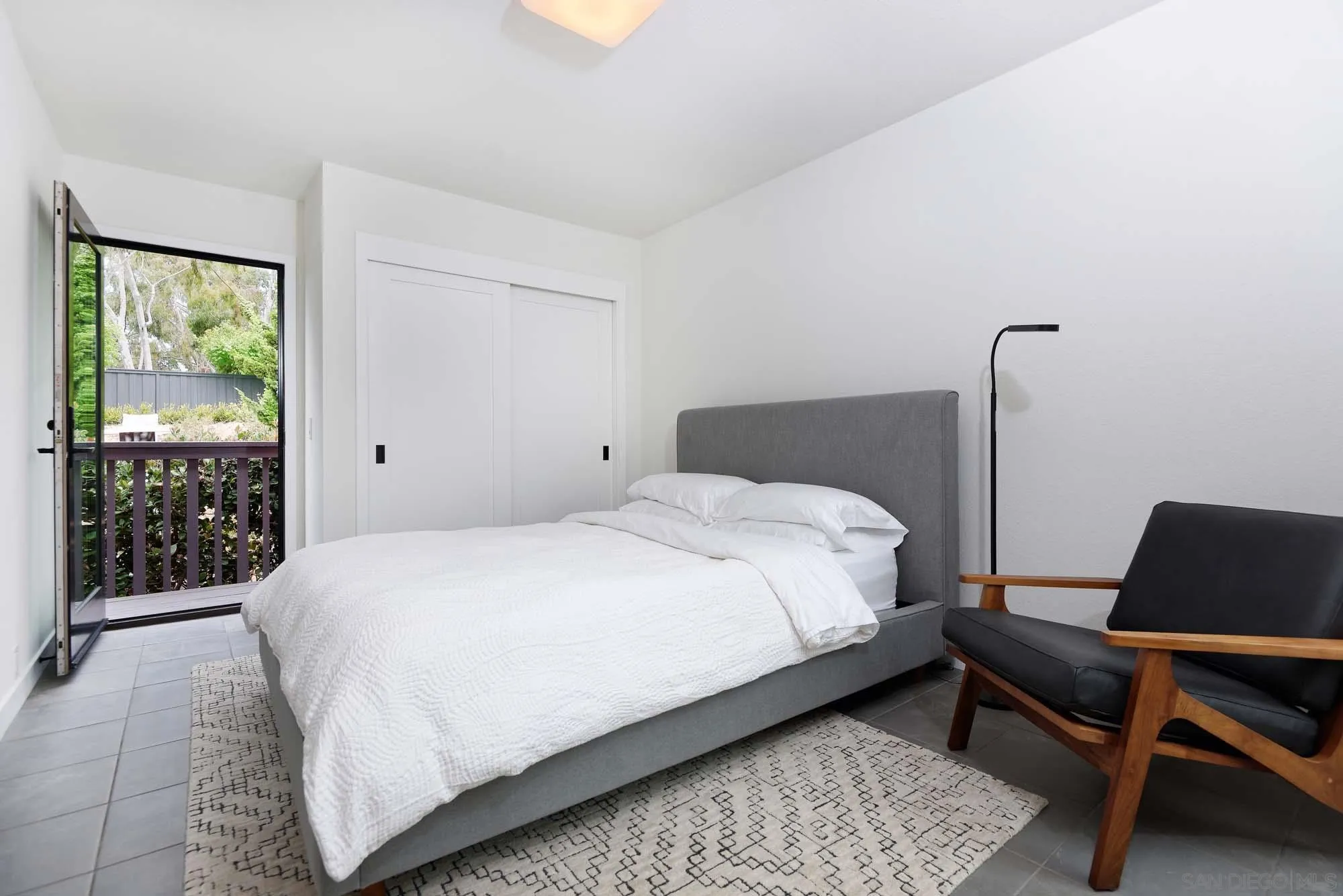 https://cdn.realtyfeed.com/cdn/127/260013683/06b61a950063ffa6227fa32a7879ff4d.webp