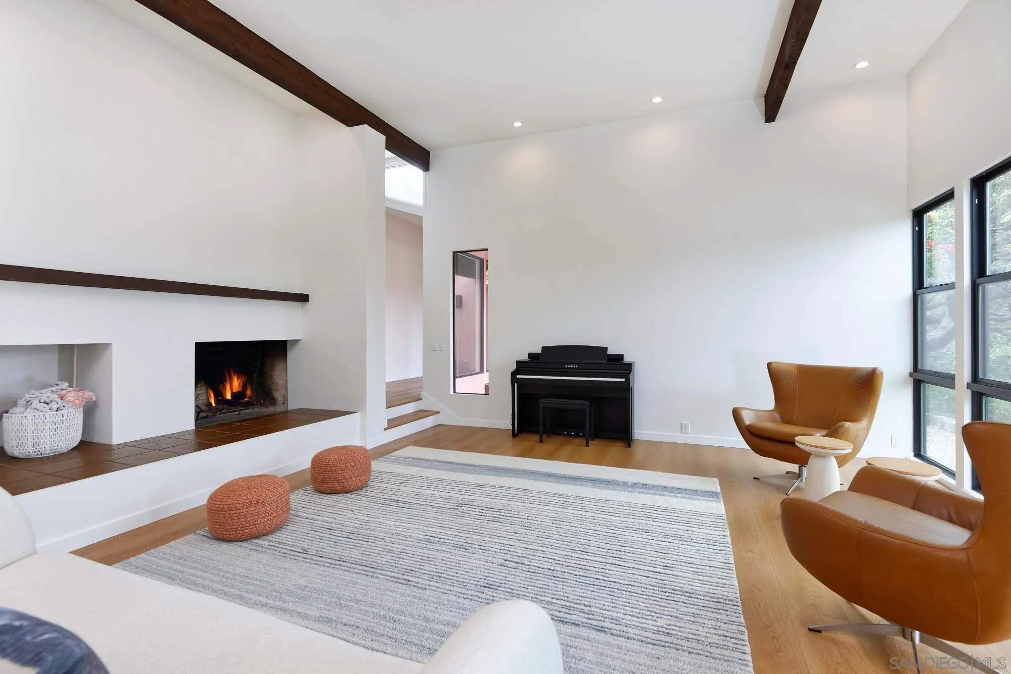 https://cdn.realtyfeed.com/cdn/127/260013683/090c361ccee7a9bdfbb07c92dd57d6f5.webp