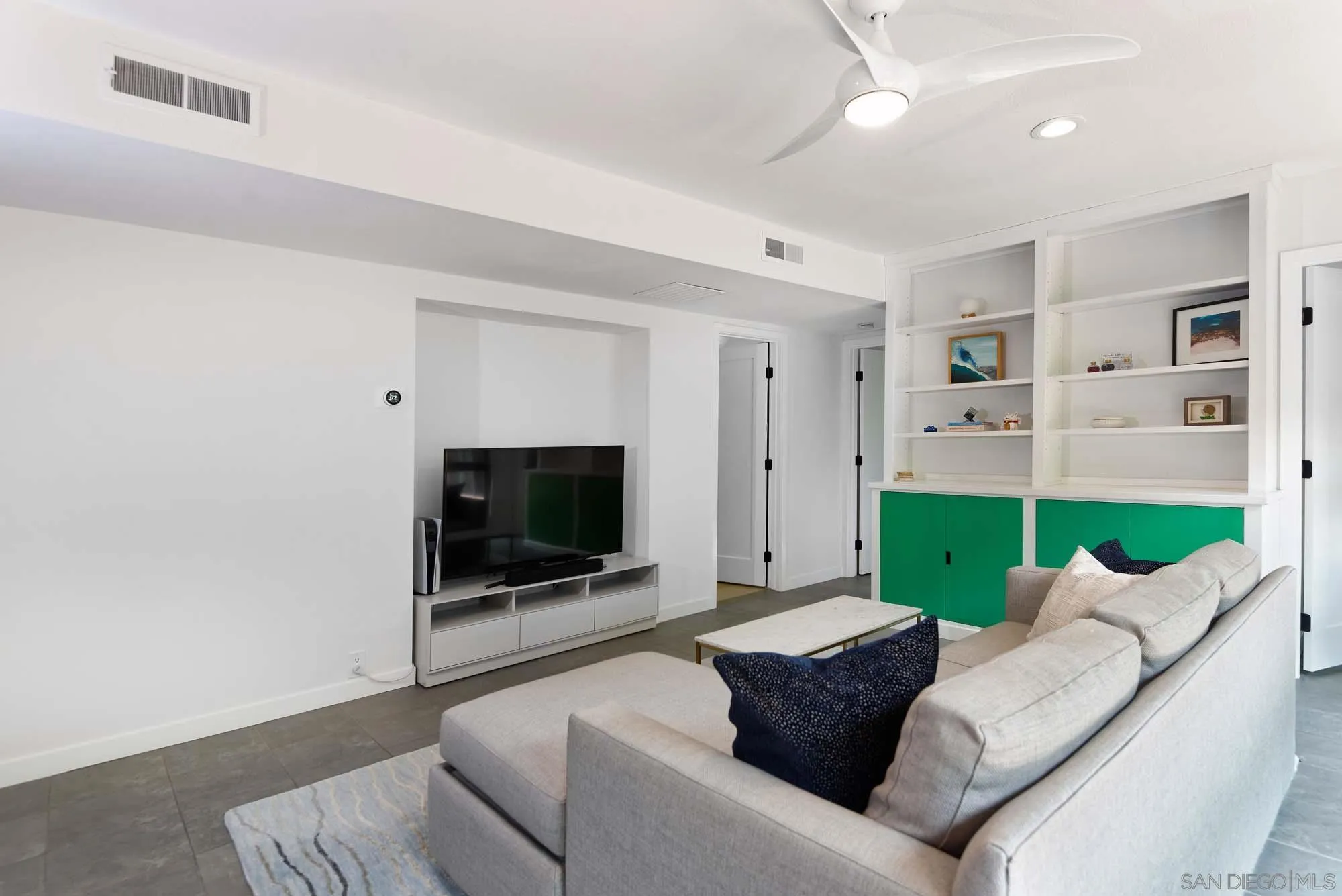 https://cdn.realtyfeed.com/cdn/127/260013683/3785a996655c6d7f8919a9892da67151.webp