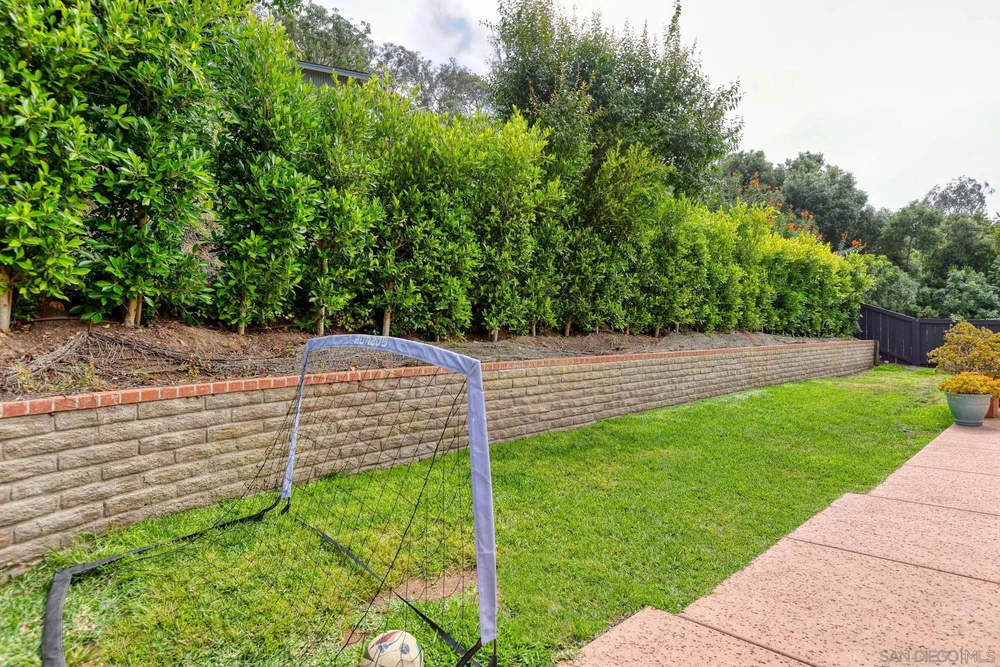 https://cdn.realtyfeed.com/cdn/127/260013683/76f87812e99b11991f6dffbee4c3908c.webp