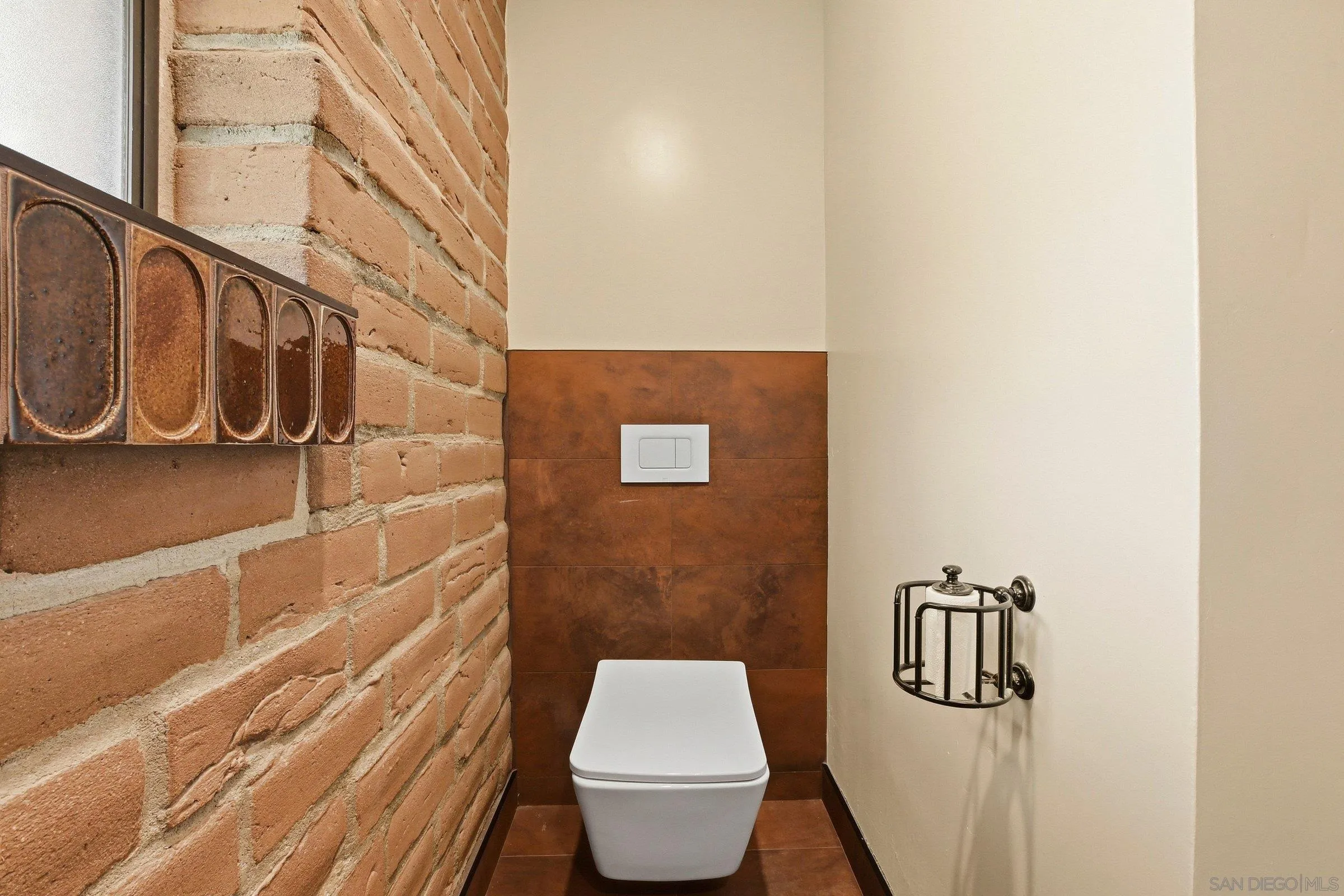 https://cdn.realtyfeed.com/cdn/127/260013687/0e2d65c6c7c1bf1628137bb12337c935.webp