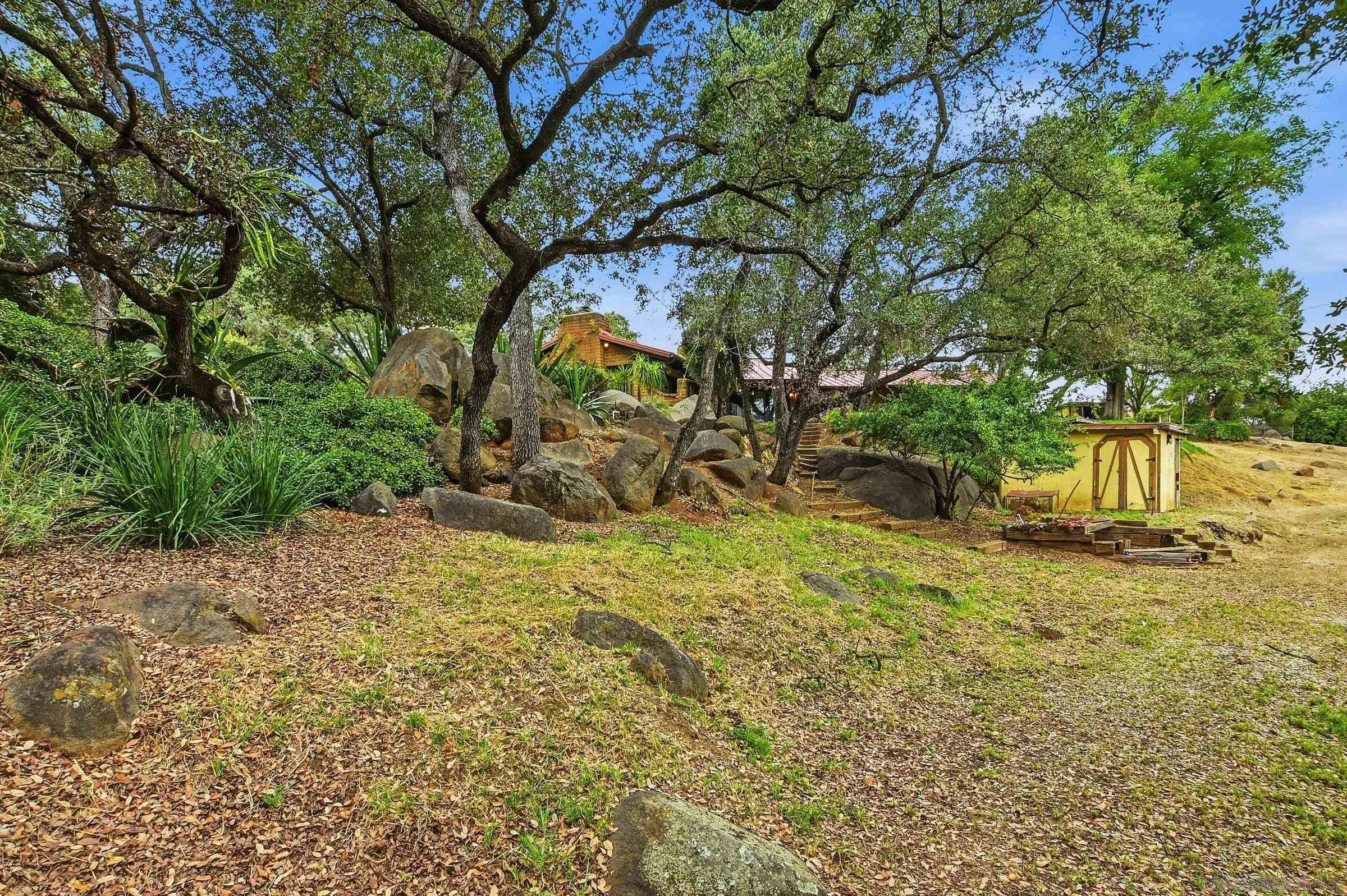 https://cdn.realtyfeed.com/cdn/127/260013687/cae5dcb0a84bca5dd71a1c8f9c3c4ef3.webp