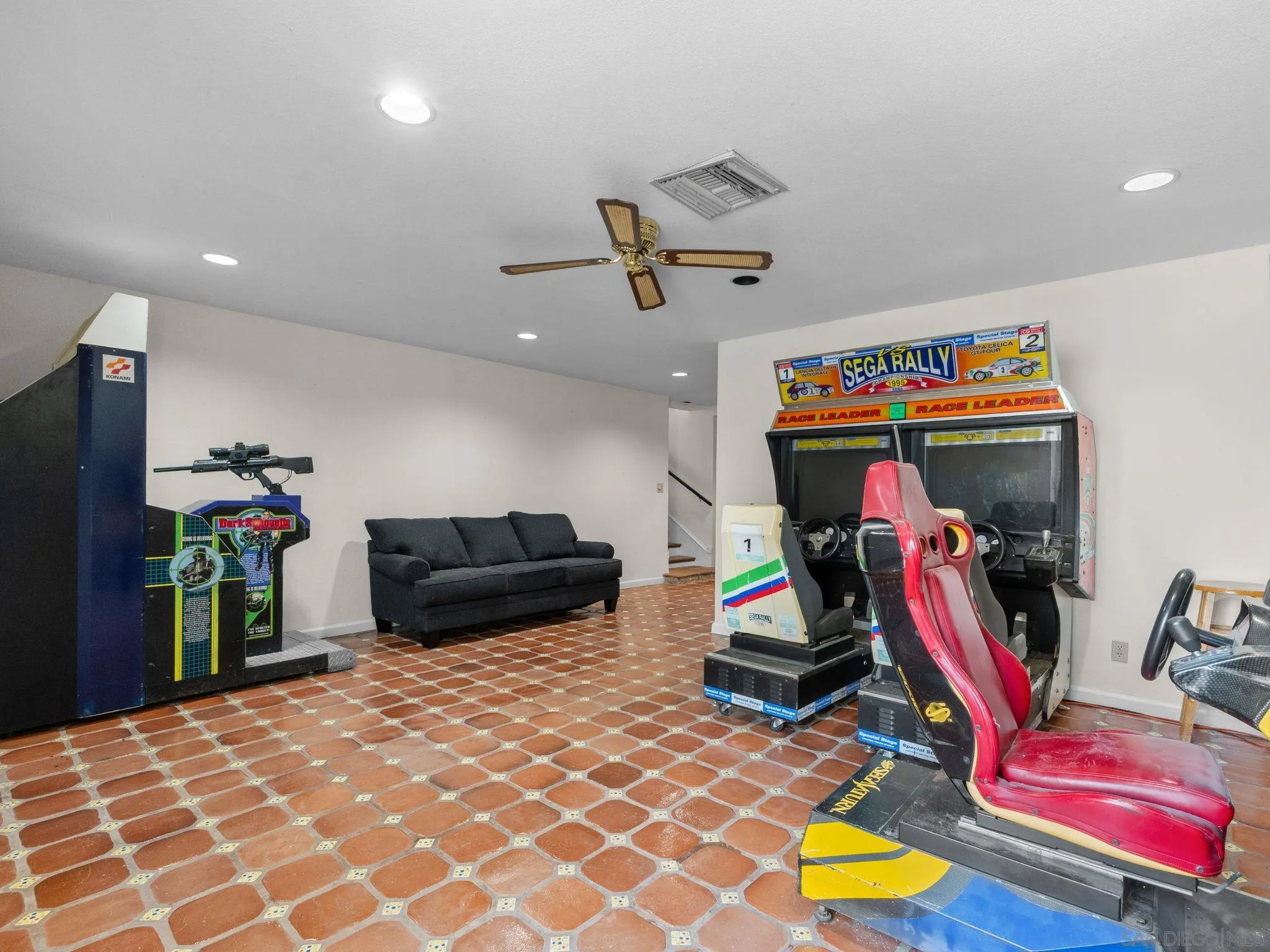 https://cdn.realtyfeed.com/cdn/127/260013688/28c8d6353b119d52ae0171f2ed0348f6.webp