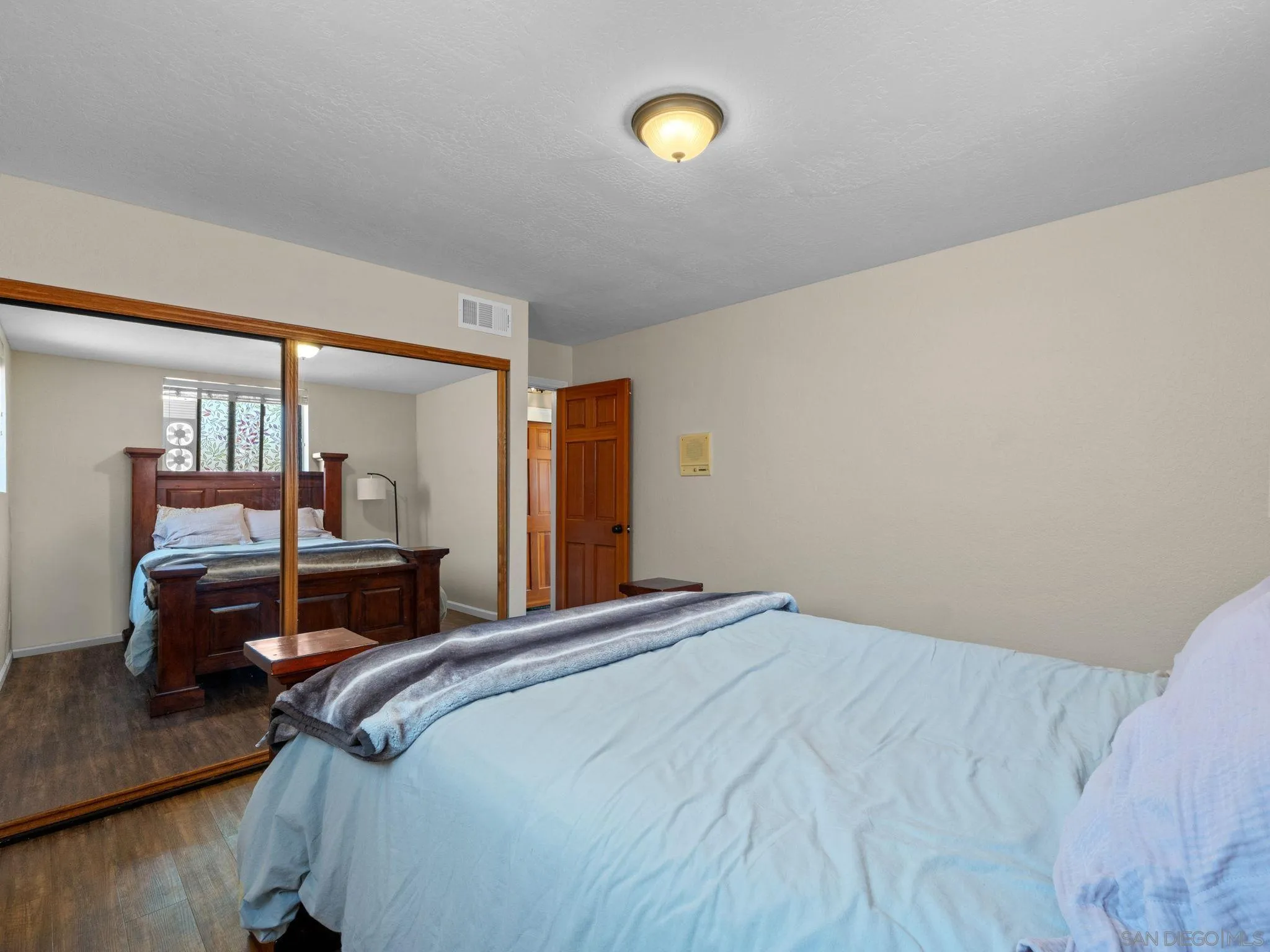 https://cdn.realtyfeed.com/cdn/127/260013688/3ccbf5998f563839ffa94317be7db781.webp