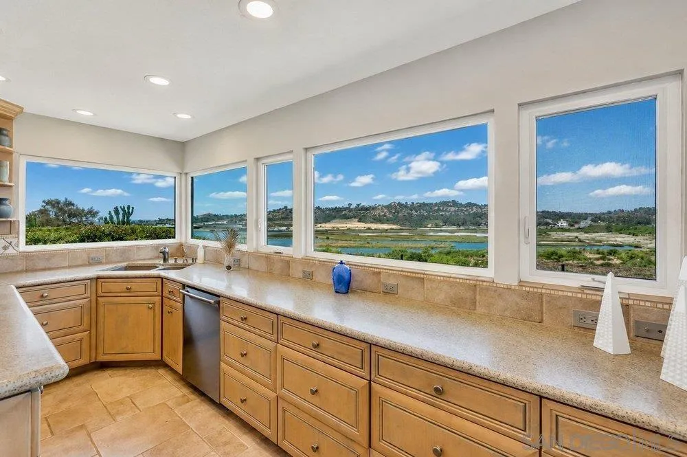https://cdn.realtyfeed.com/cdn/127/260013690/258bab6dfb00c7ee5c2b298f6ac6f39d.webp