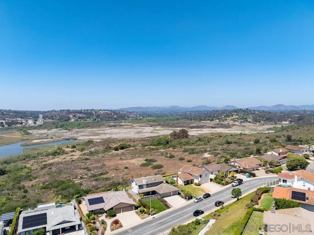 https://cdn.realtyfeed.com/cdn/127/260013690/ba95903011e8e63ad7dee82ffa2b410b.webp