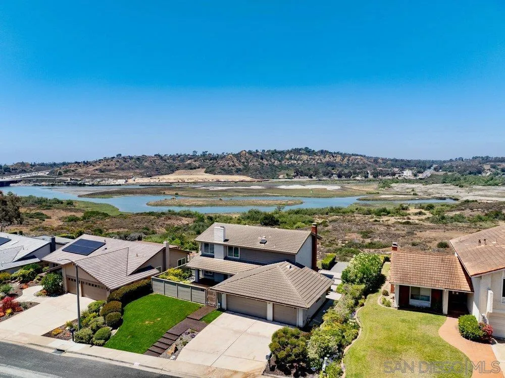 https://cdn.realtyfeed.com/cdn/127/260013690/fac0b78d964edead1246c01353f0d05c.webp