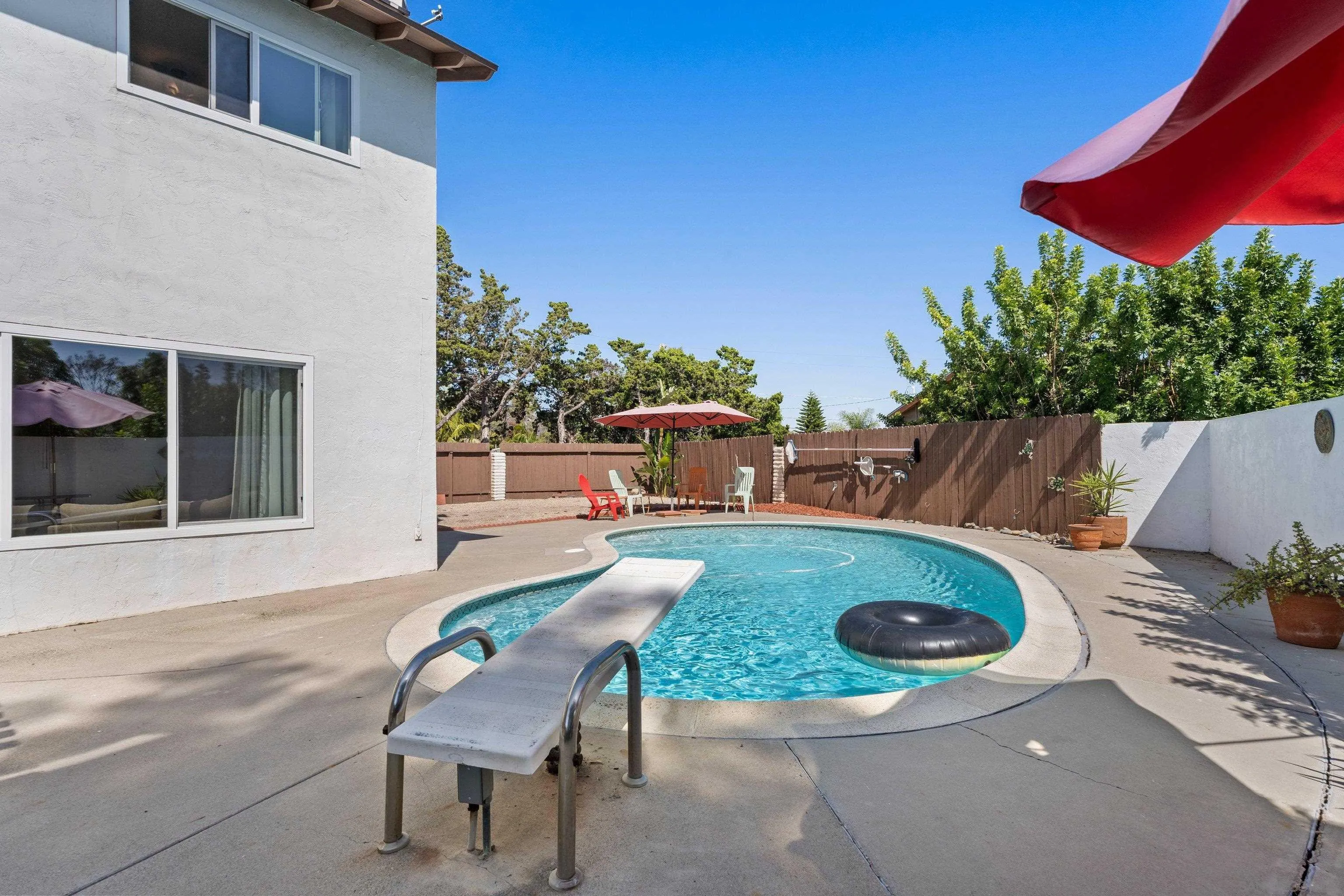 https://cdn.realtyfeed.com/cdn/127/260013692/08de8702ab601a4a37bdcea0d4391fa7.webp