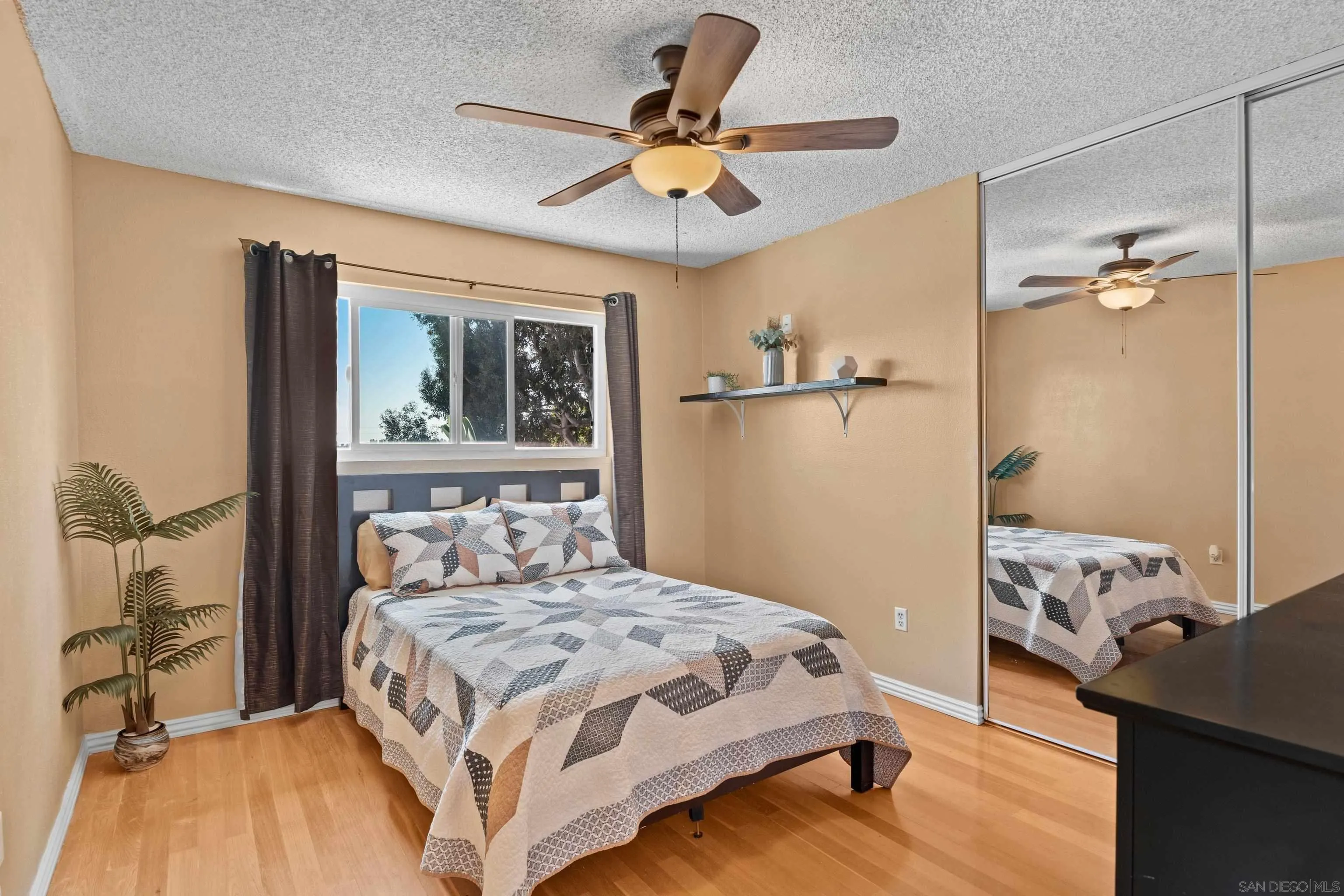 https://cdn.realtyfeed.com/cdn/127/260013692/205b0837ce2706fb24ae6c5217879bd9.webp