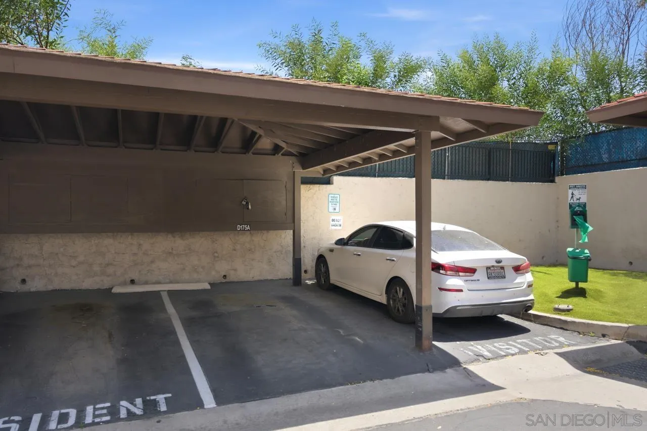 https://cdn.realtyfeed.com/cdn/127/260013694/a1ab2da7c57db4d3f98055a7ebe8e0b8.webp