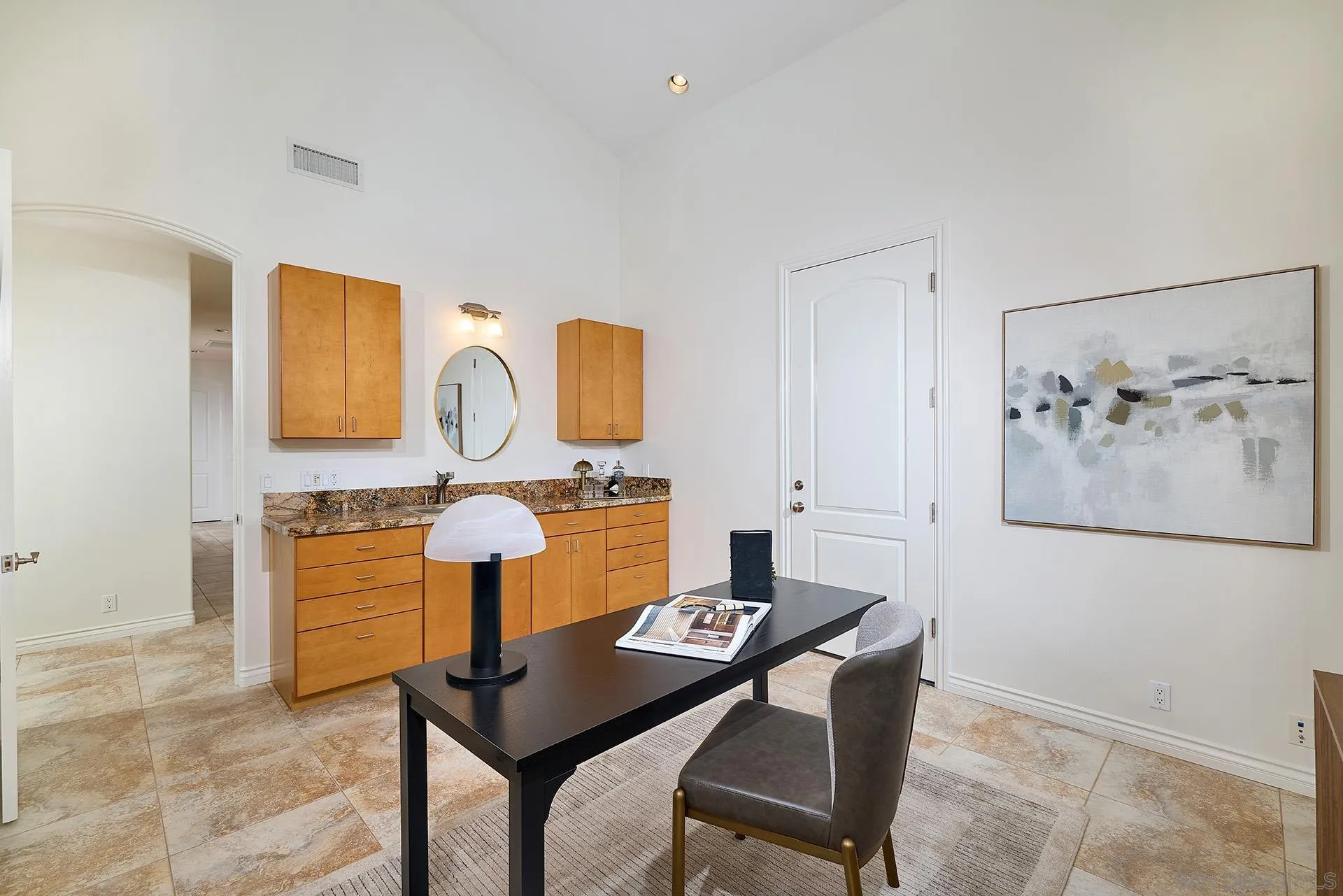 https://cdn.realtyfeed.com/cdn/127/260013695/8f0f01a3486e980df7da767babc18f24.webp