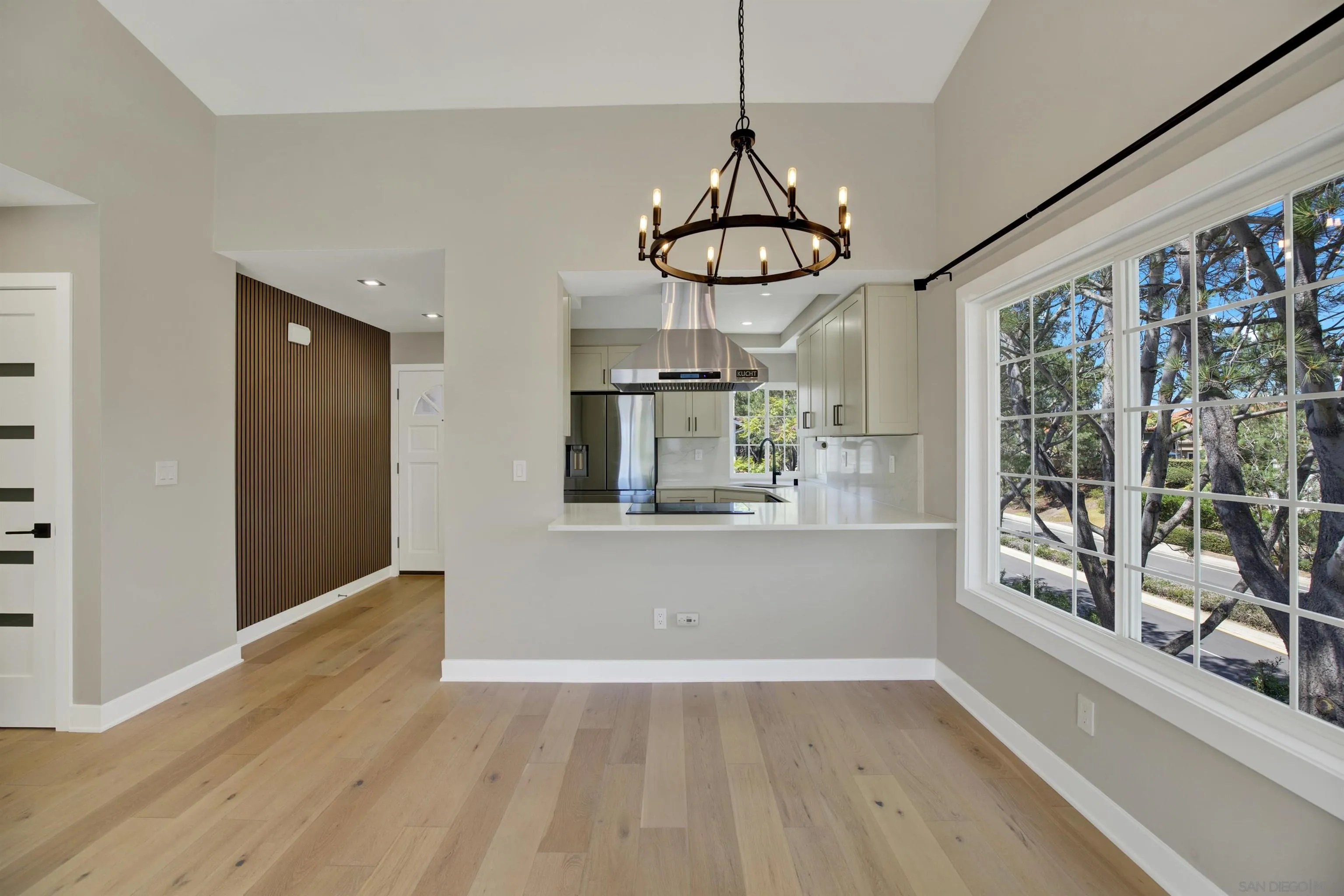 Photo #9: 260013696 Listing: Photo #9