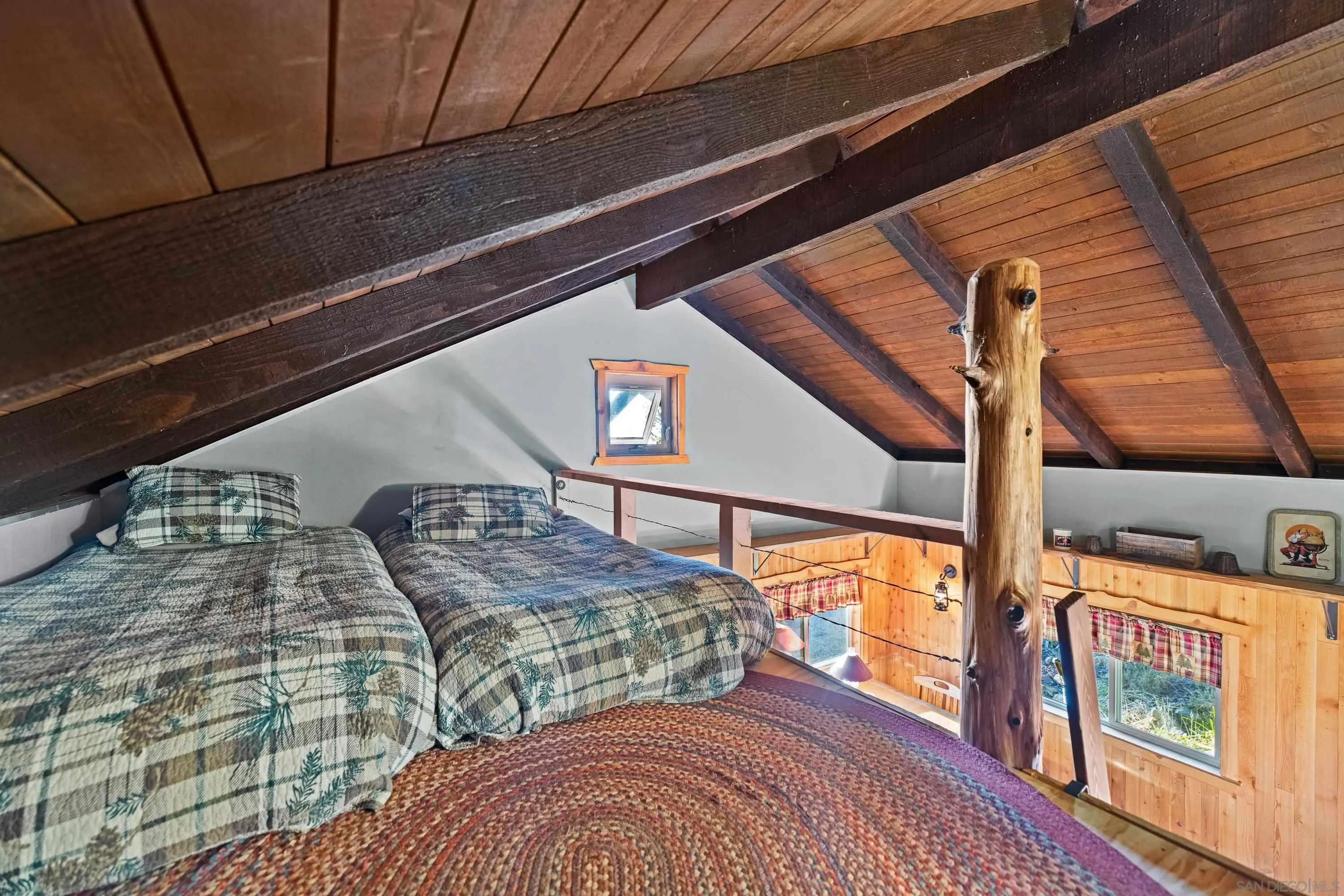 https://cdn.realtyfeed.com/cdn/127/260013699/42224a7fb3faf5339ab4510c4461272a.webp