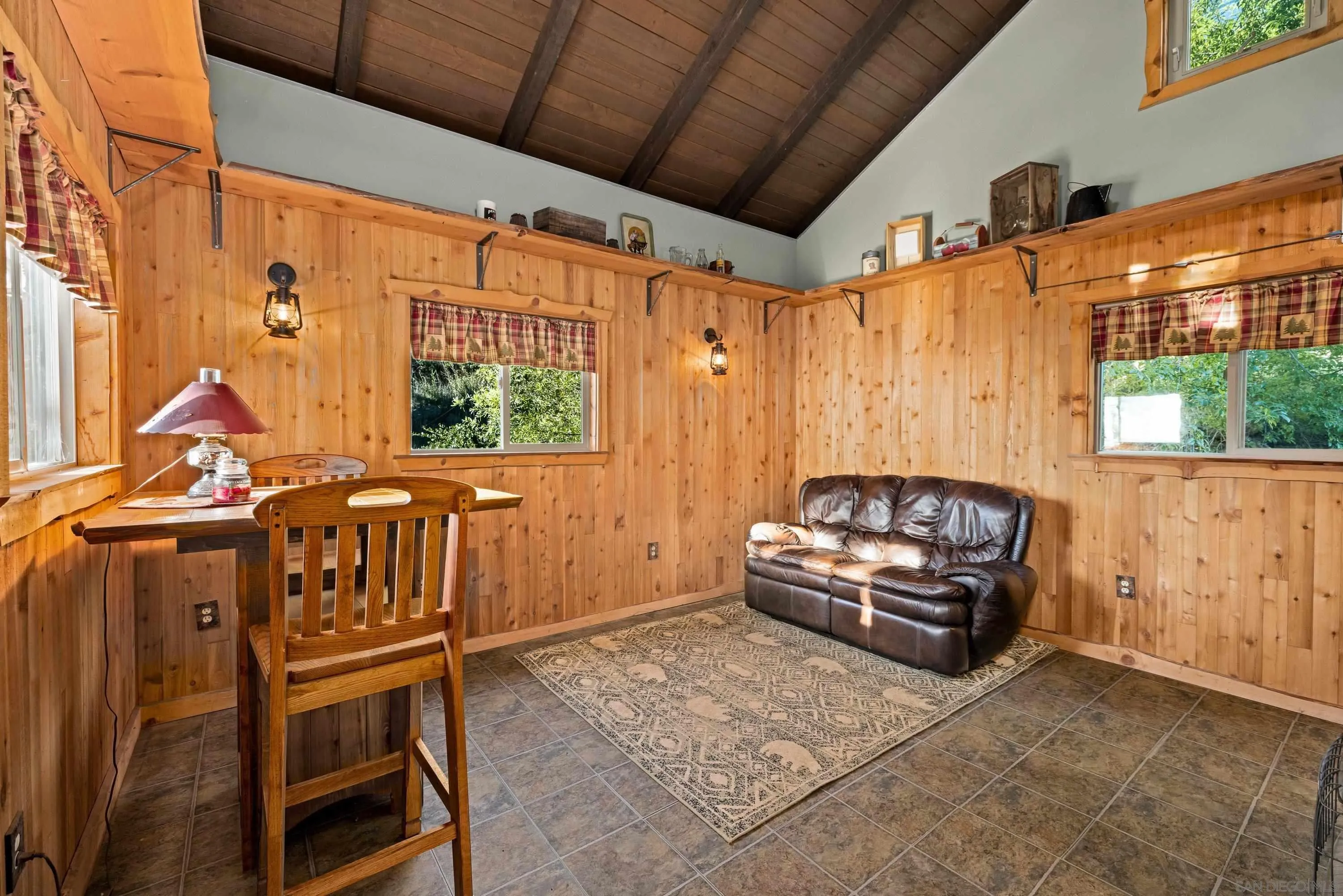 https://cdn.realtyfeed.com/cdn/127/260013699/83271860dcd8d967d96dc60a0155581c.webp