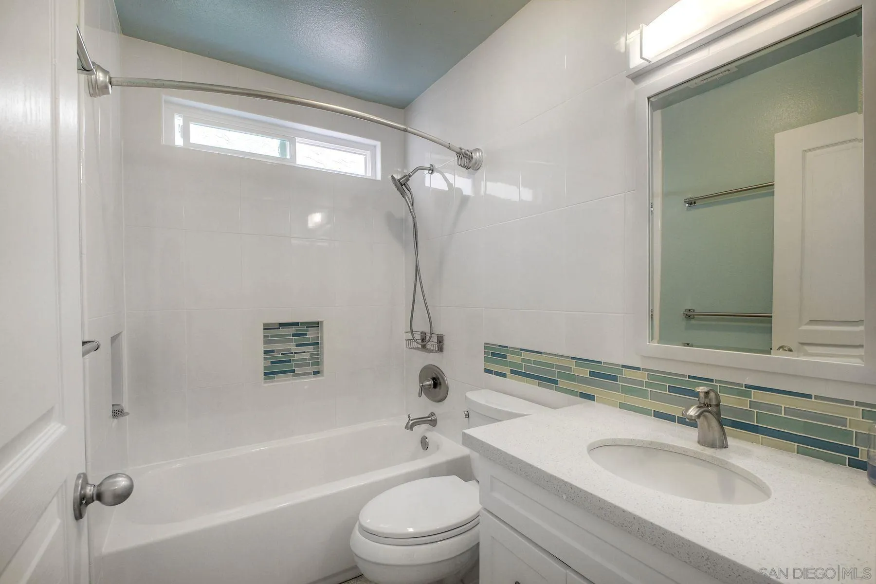 https://cdn.realtyfeed.com/cdn/127/260013701/ef78a40a920017b1927323a3f296c60d.webp