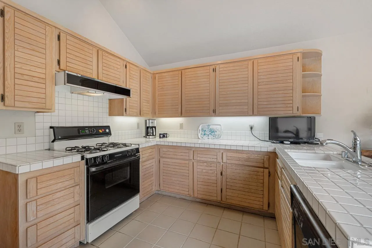 Photo #19: 260013704 Listing: Photo #19