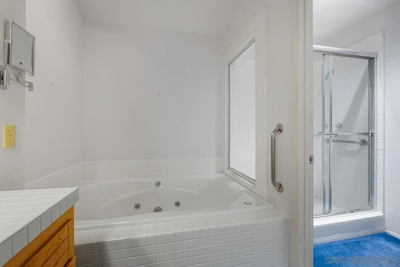 Photo #27: 260013704 Listing: Photo #27