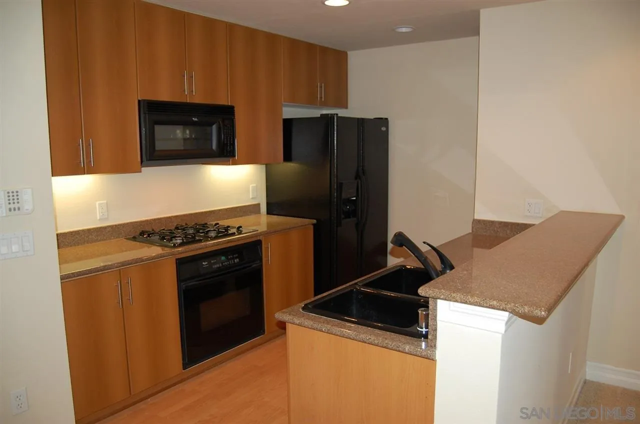 Photo #2: 260013705 Listing: Photo #2