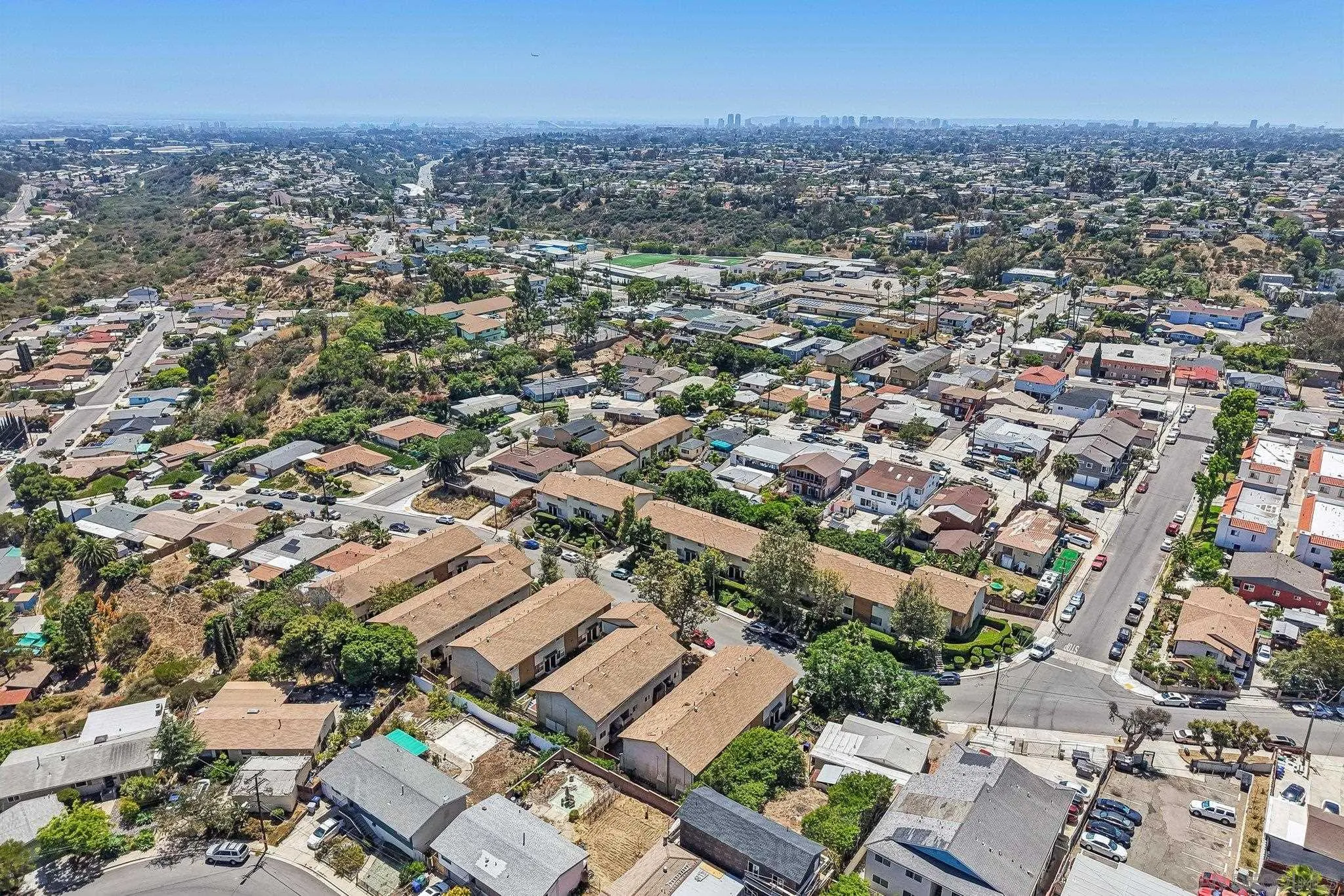 https://cdn.realtyfeed.com/cdn/127/260013706/0350b0fc265827890f6e3026a3e1ceee.webp