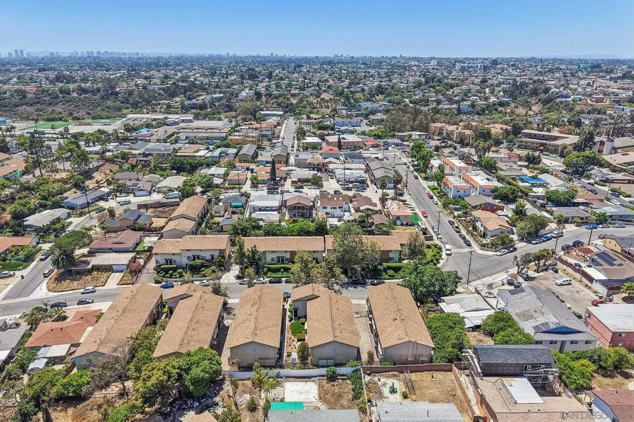 https://cdn.realtyfeed.com/cdn/127/260013706/10572ffccf5b9a5a699dfb78b148b6a7.webp