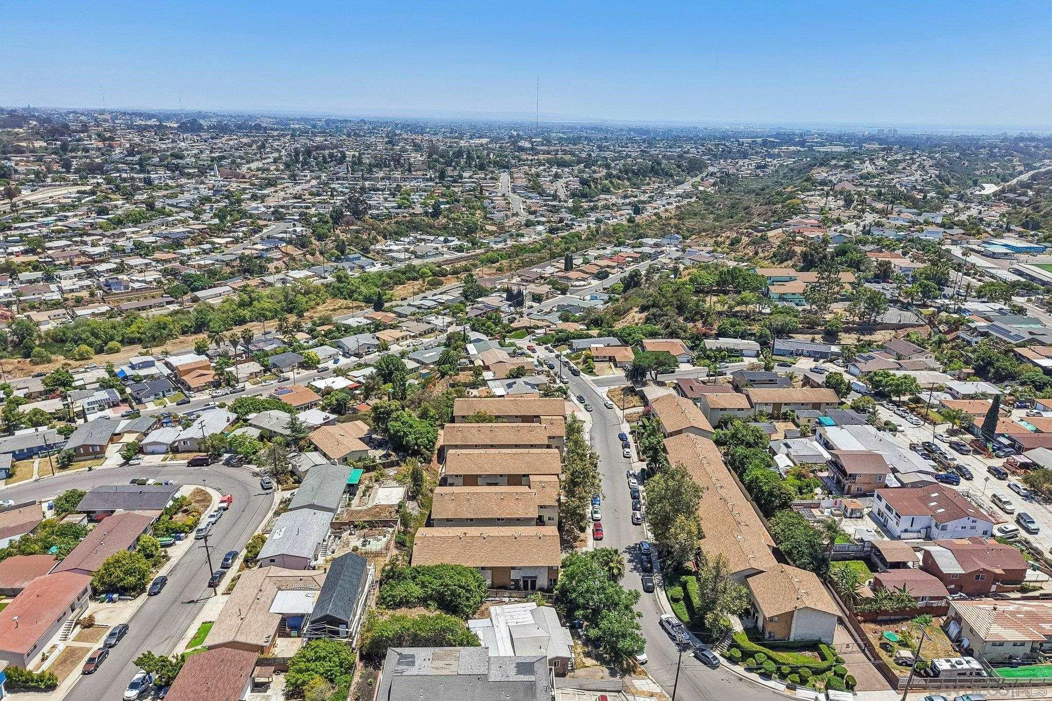 https://cdn.realtyfeed.com/cdn/127/260013706/264c42ef9aaea44b18436a5a82b0d424.webp