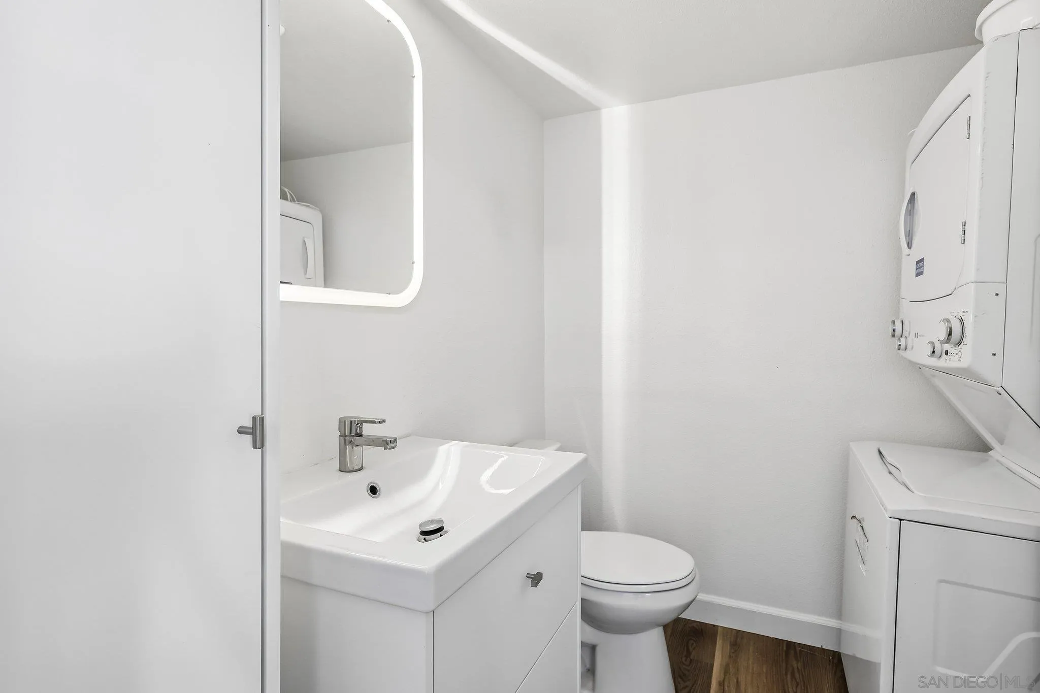 https://cdn.realtyfeed.com/cdn/127/260013706/71828ad79fee5128748fc32d99ea34bf.webp