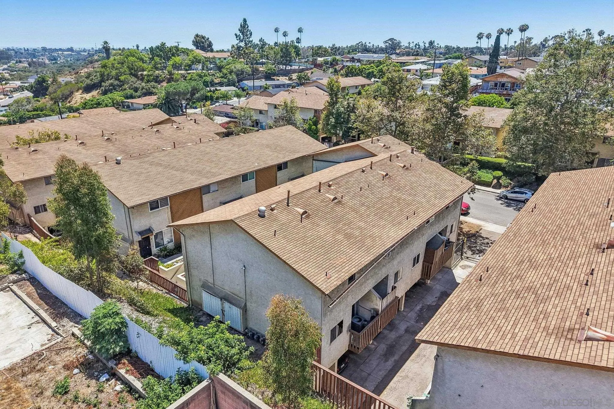 https://cdn.realtyfeed.com/cdn/127/260013706/9de2beeb241a7cbbe5a3fb2f4035b64e.webp