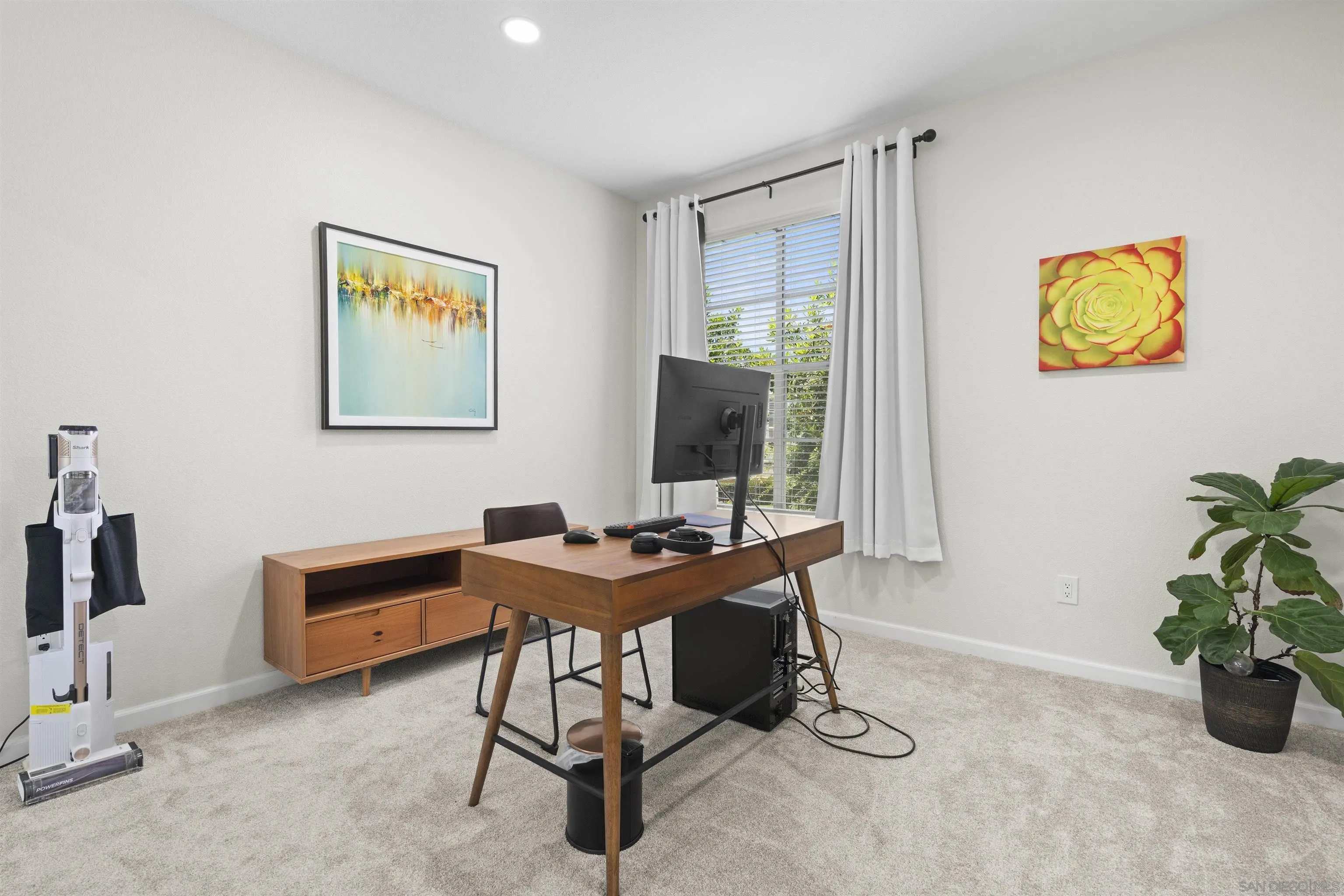 https://cdn.realtyfeed.com/cdn/127/260013712/12397d16ee77b9c1975f4580633f33d4.webp