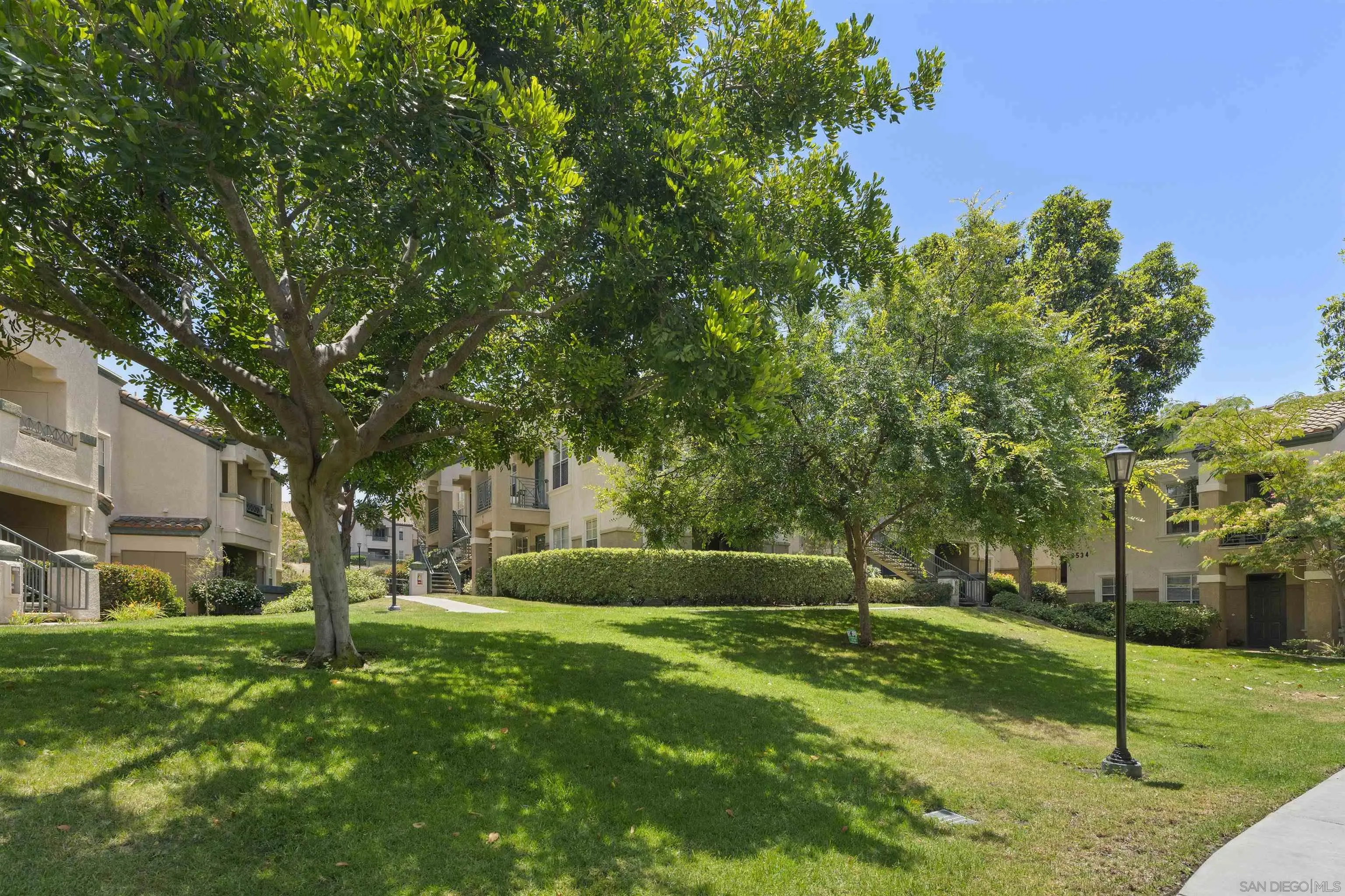 https://cdn.realtyfeed.com/cdn/127/260013712/72b3dc49a0d28229ed74a7db8375f08d.webp