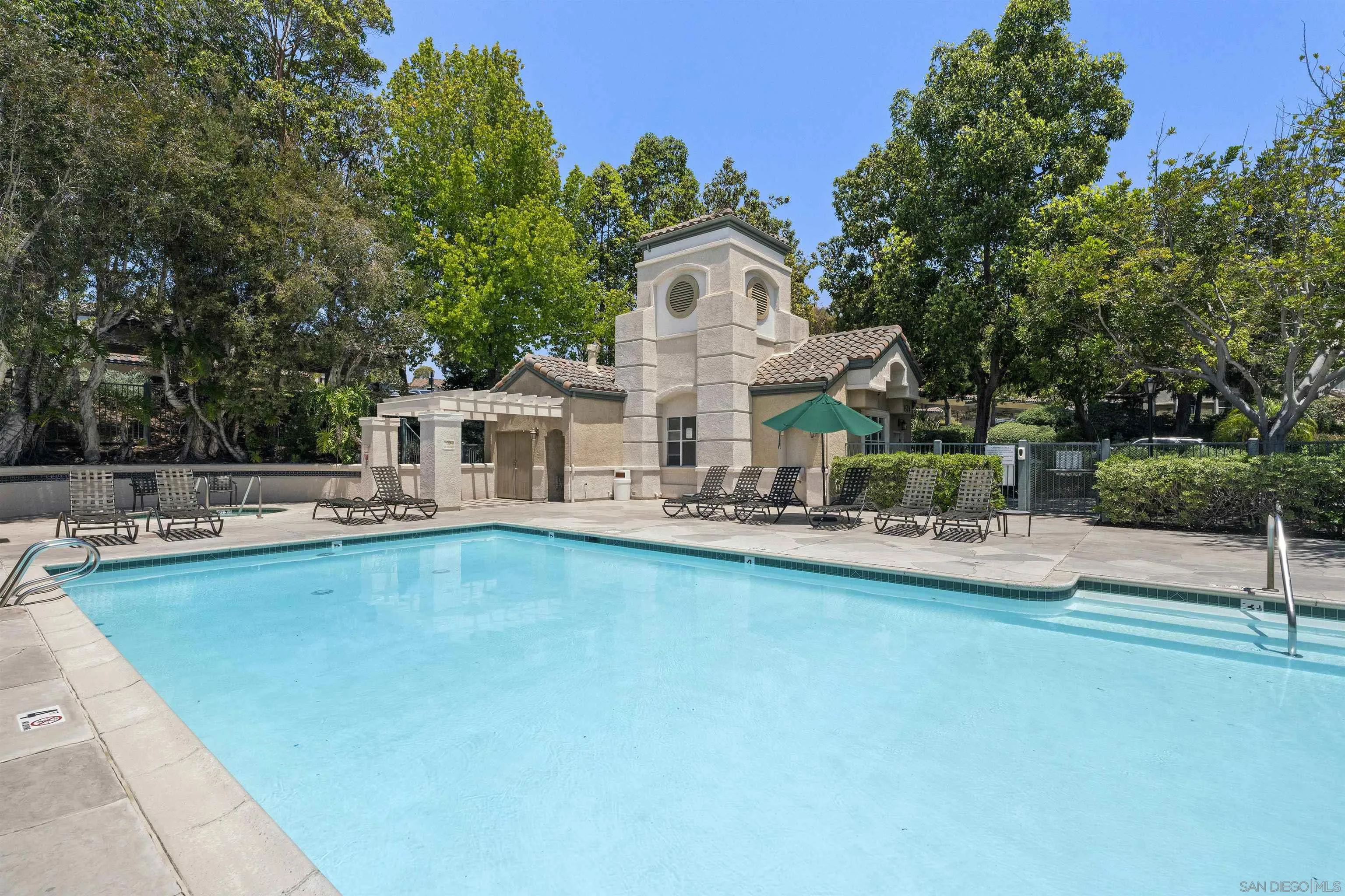 https://cdn.realtyfeed.com/cdn/127/260013712/e606768abe9d732413fcf8f8d67d920d.webp