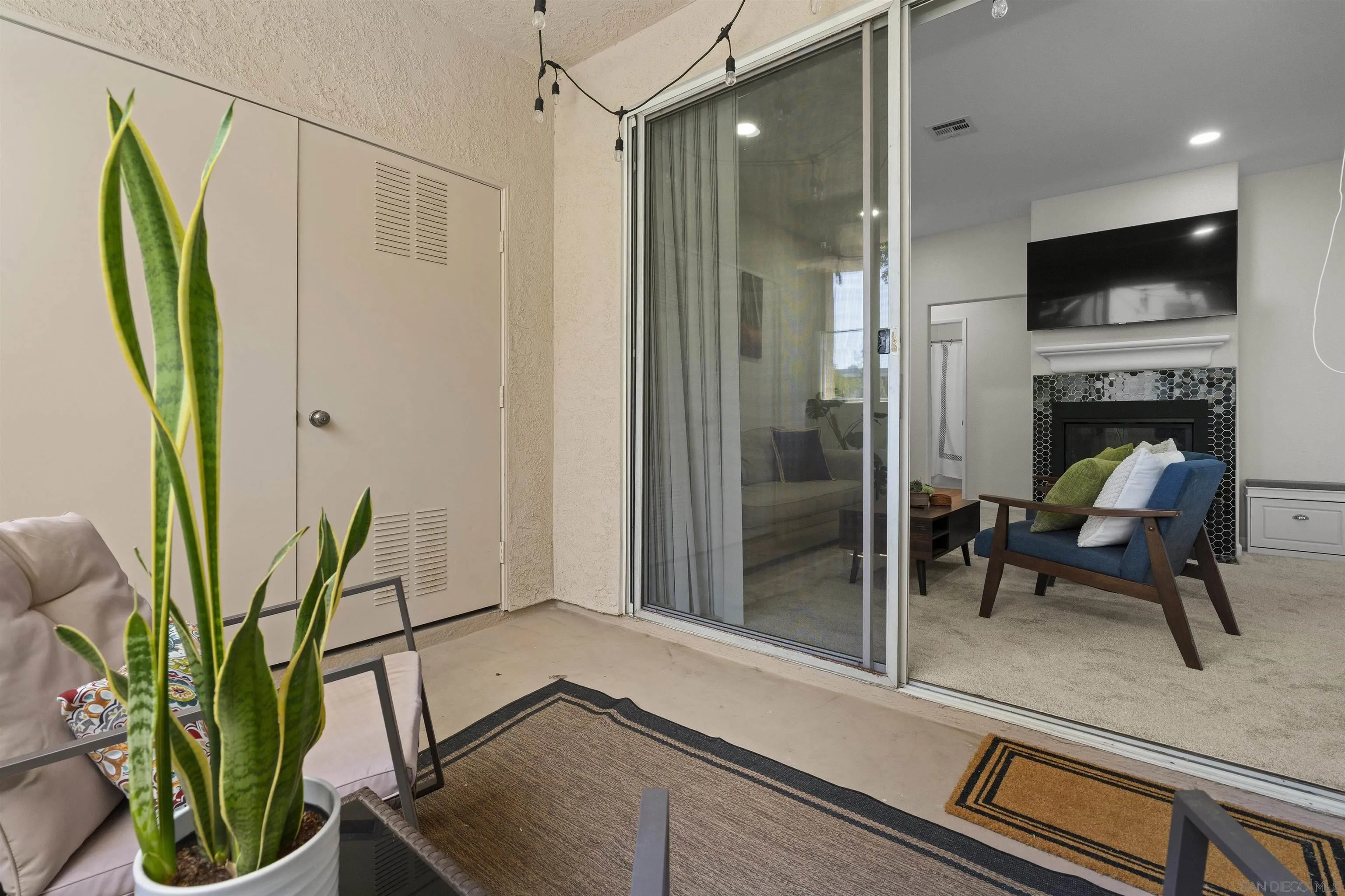 https://cdn.realtyfeed.com/cdn/127/260013712/f4e2b2d9bc90c94d33e7f390e86f2f51.webp