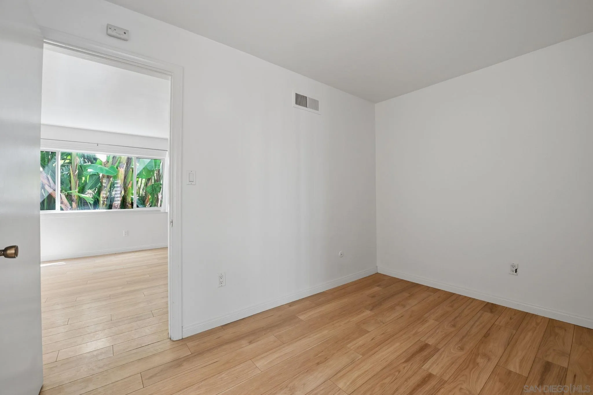 https://cdn.realtyfeed.com/cdn/127/260013714/0c2be34a4a72827b6998a7b872241b0b.webp