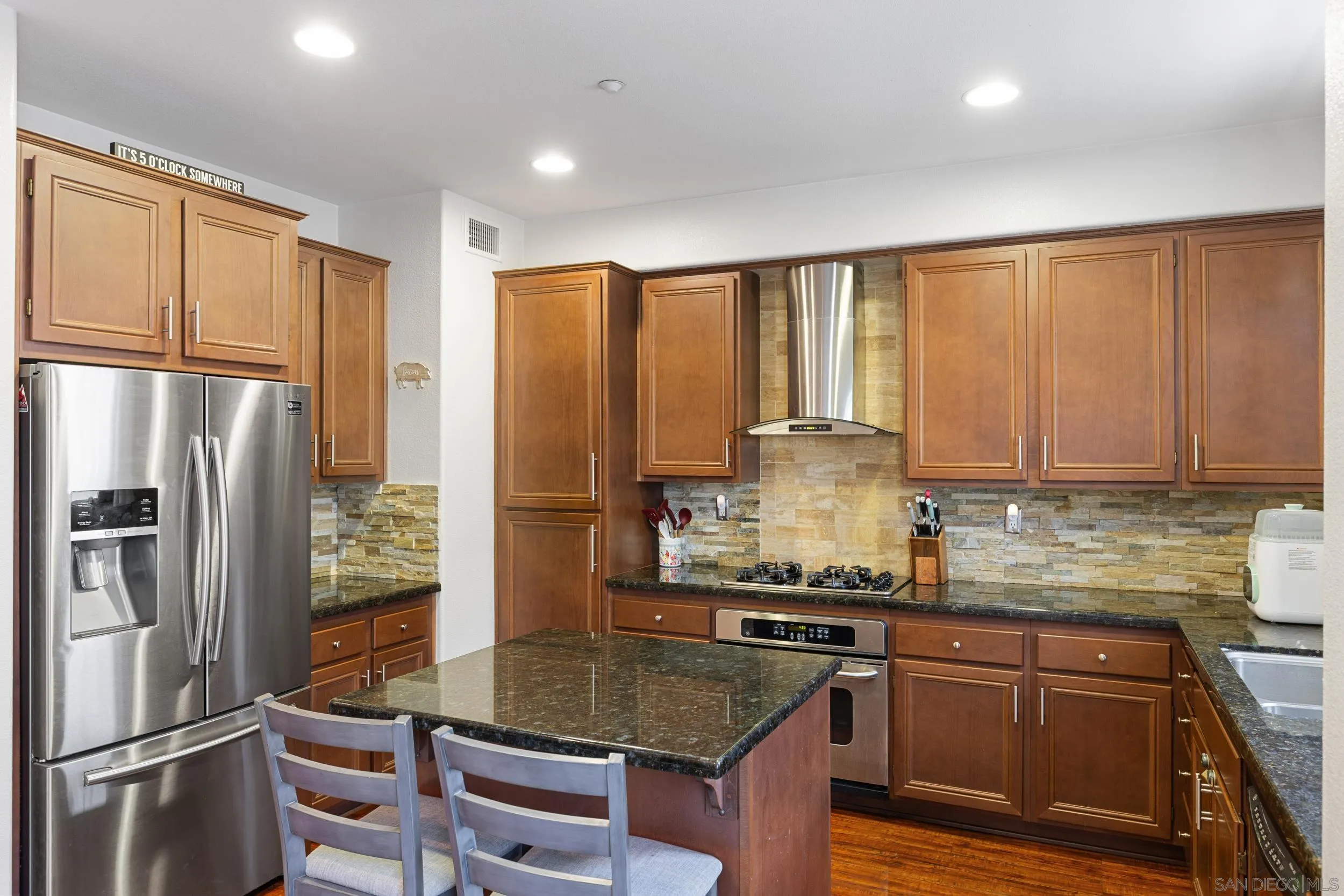 Photo #10: 260013723 Listing: Photo #10