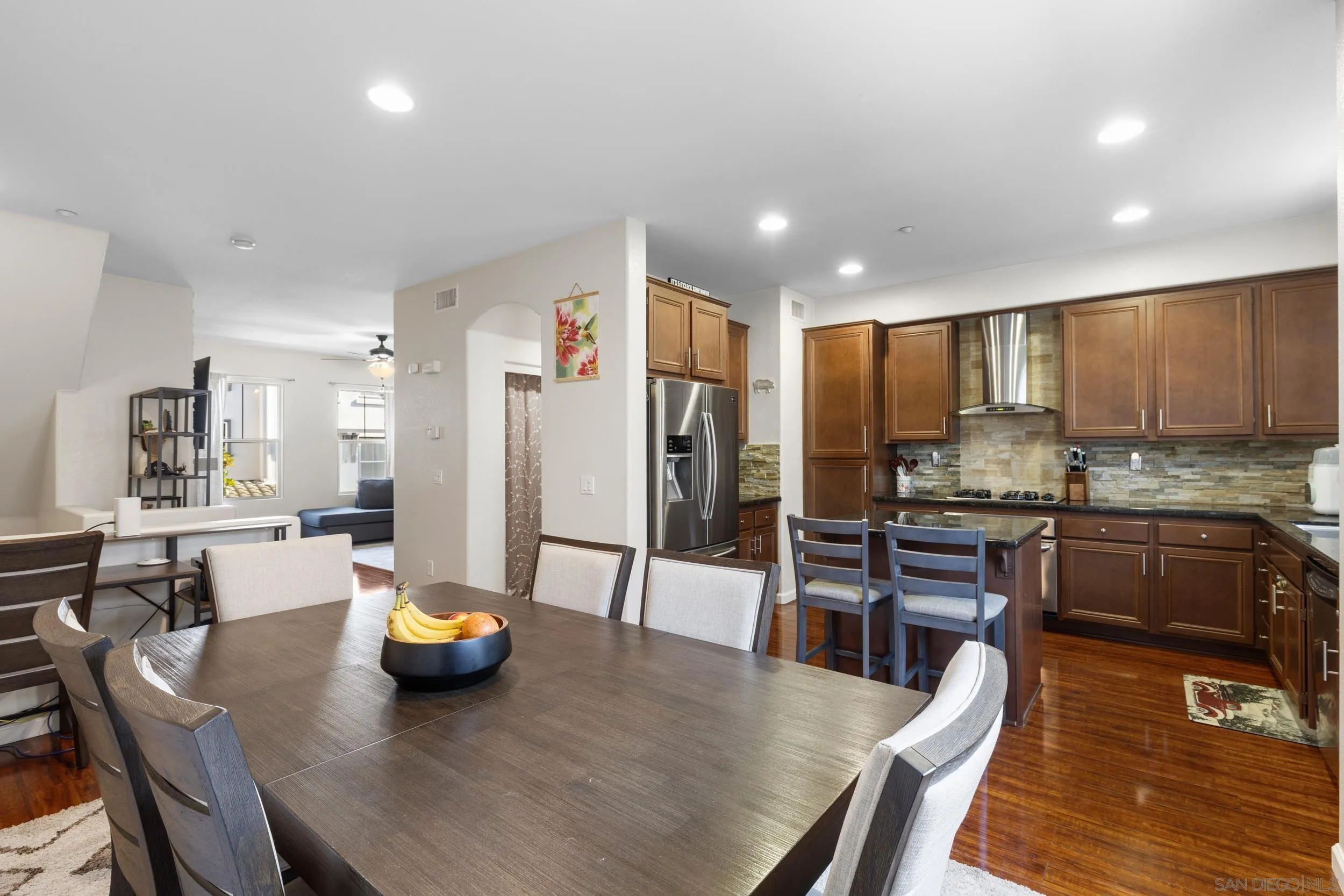 Photo #7: 260013723 Listing: Photo #7