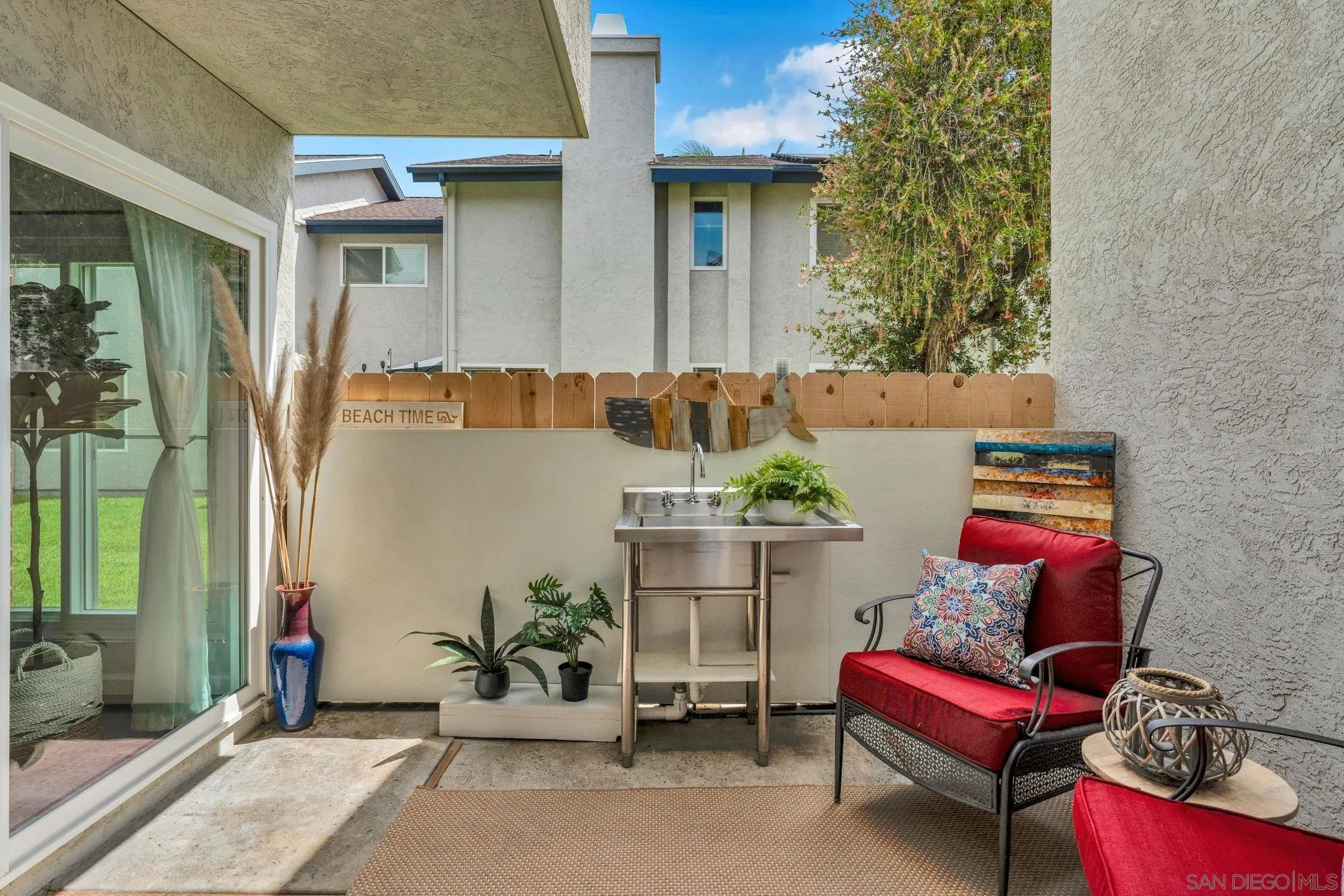 https://cdn.realtyfeed.com/cdn/127/260013725/7bcb4f8262c7f0838aee02bf7addf2df.webp