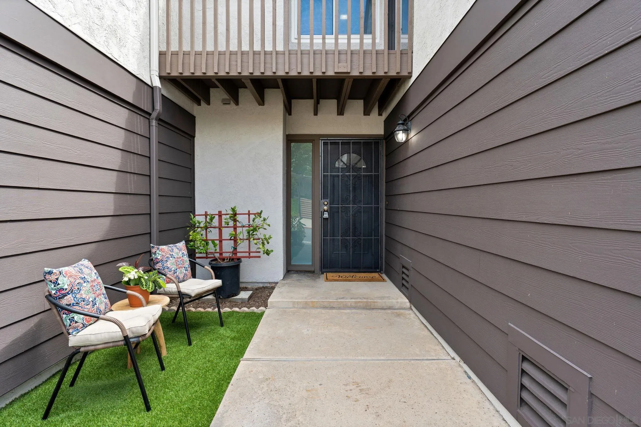 https://cdn.realtyfeed.com/cdn/127/260013725/f92097583f9b45c3ba45f1962e8c33a9.webp