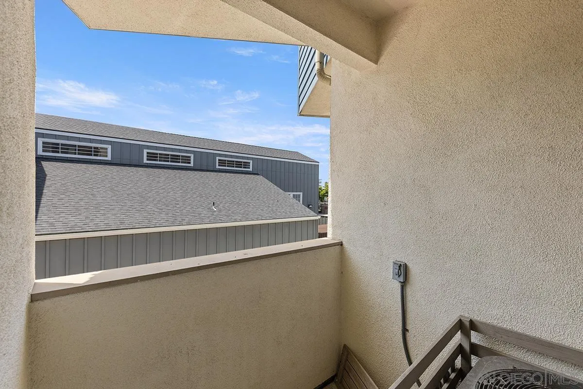 Photo #7: 260013726 Listing: Photo #7