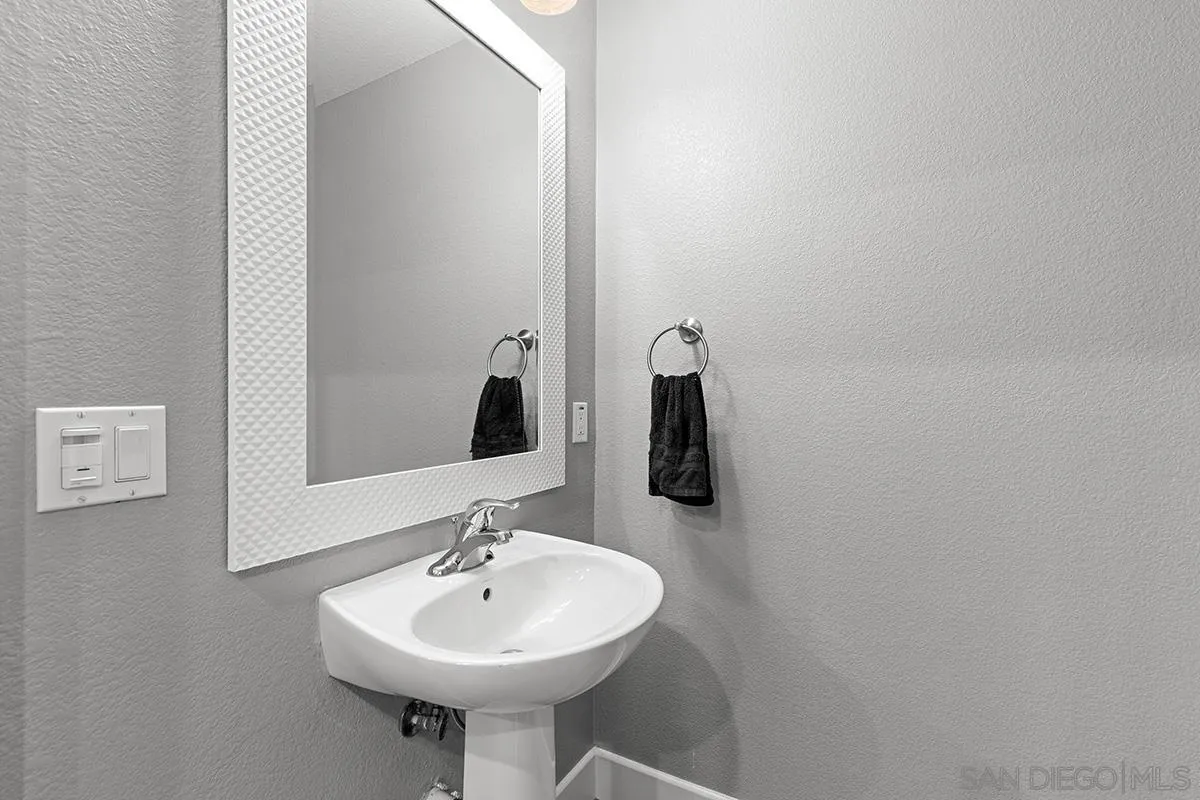 Photo #14: 260013726 Listing: Photo #14